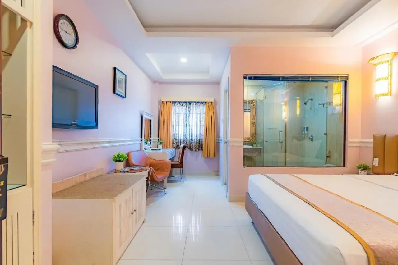 Bed in Fortune 1127 - Central Hotel Bed in Fortune 1127 - Central Hotel