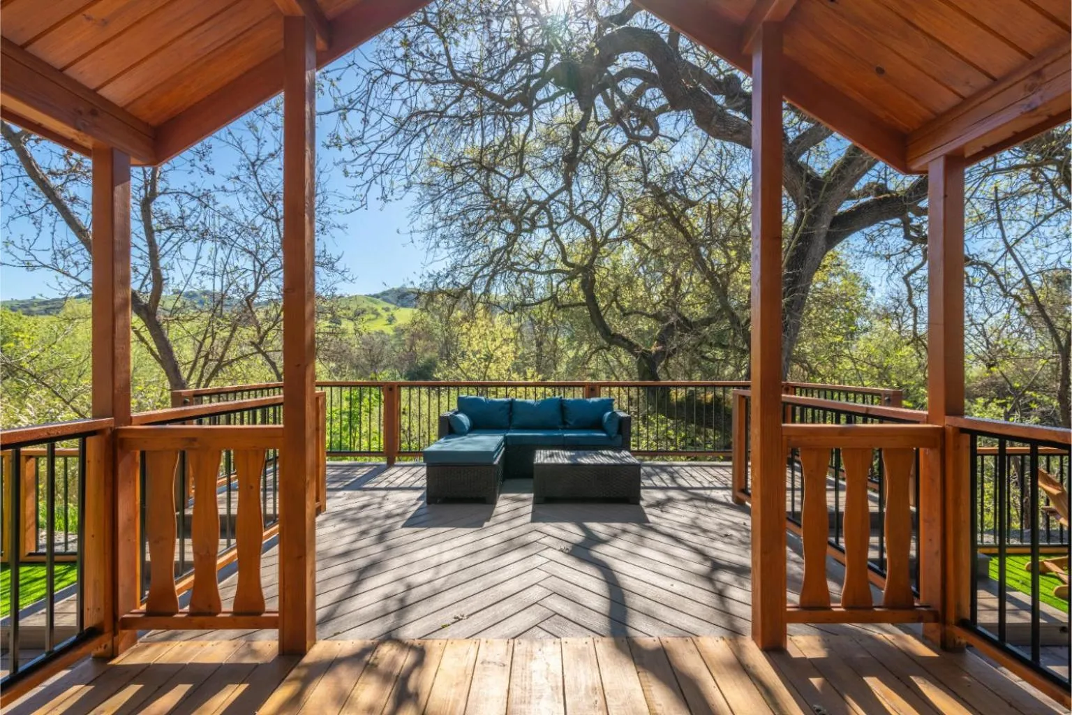 Patio in Casa de Fruta Cabins, Inn & RV Park