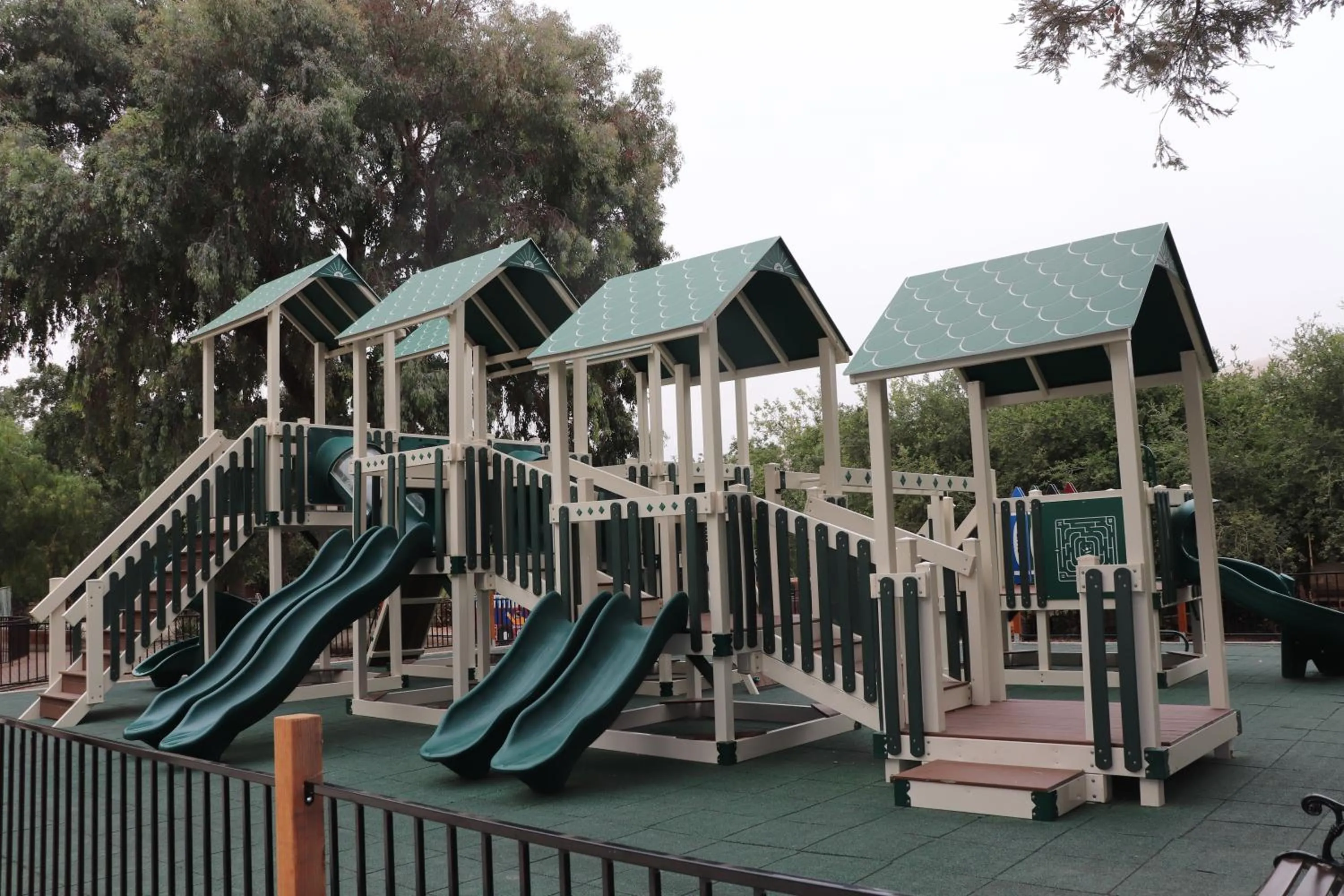 Children play ground in Casa de Fruta Cabins, Inn & RV Park