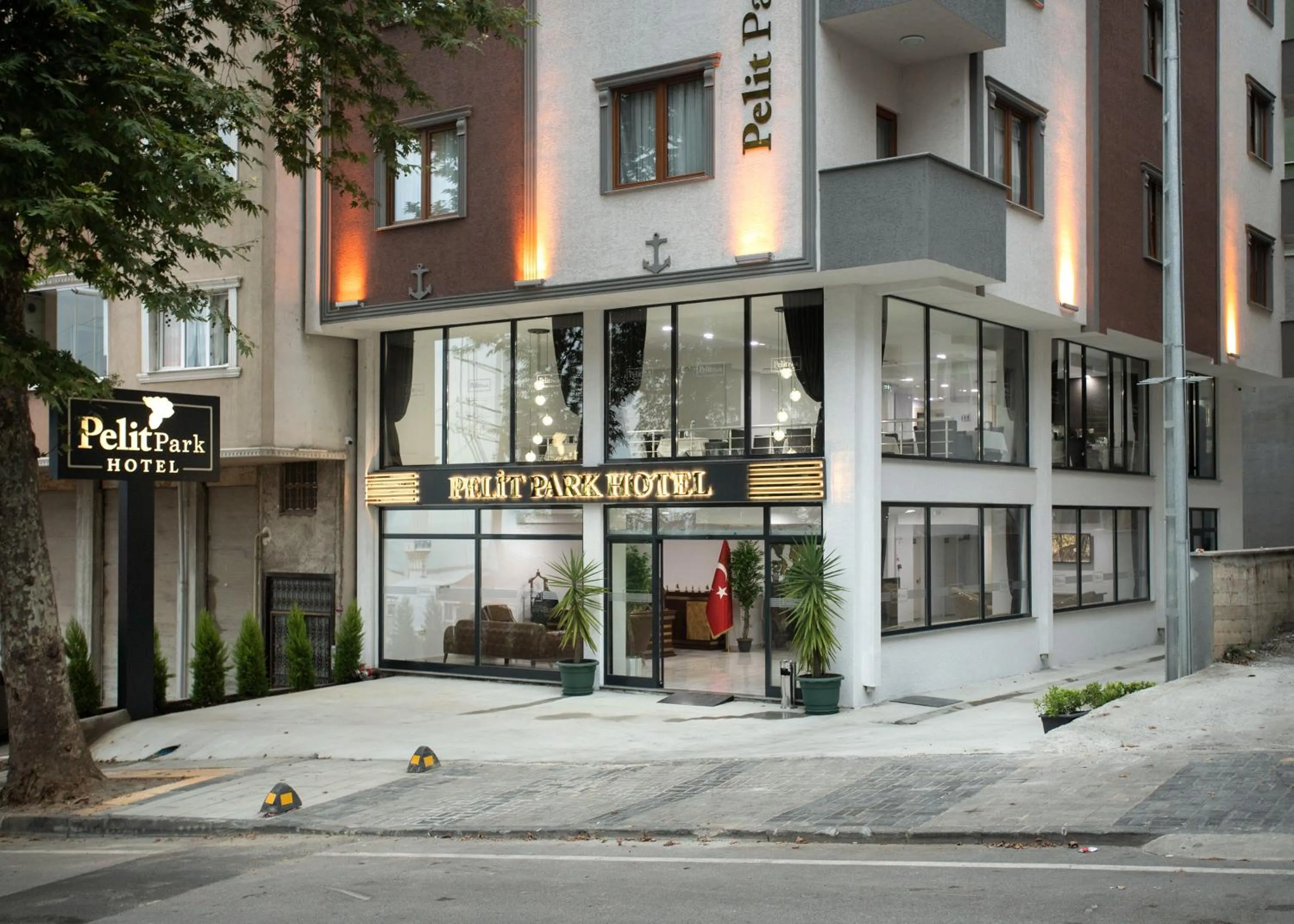 Property building in Pelit Park Hotel