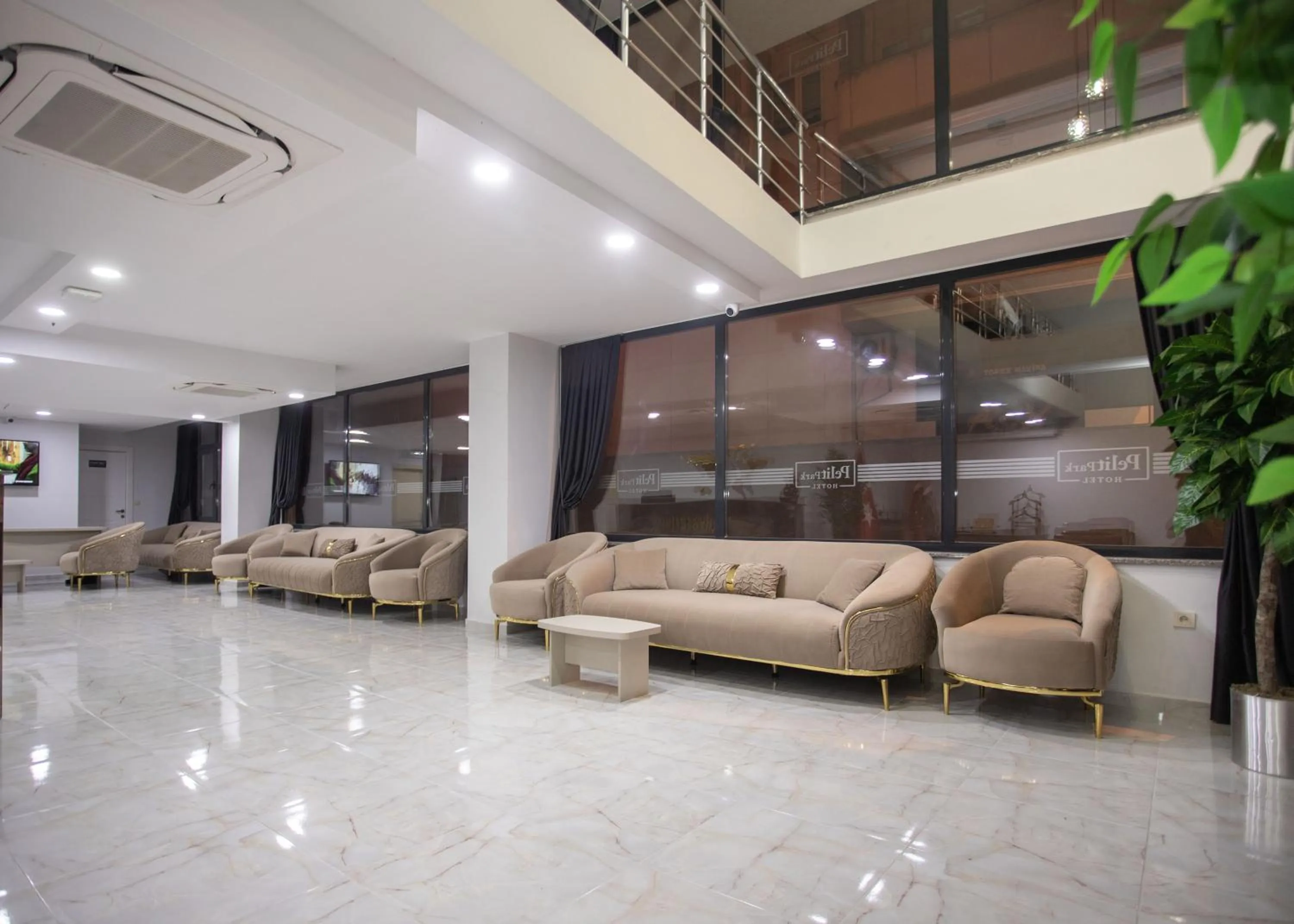 Lobby or reception in Pelit Park Hotel