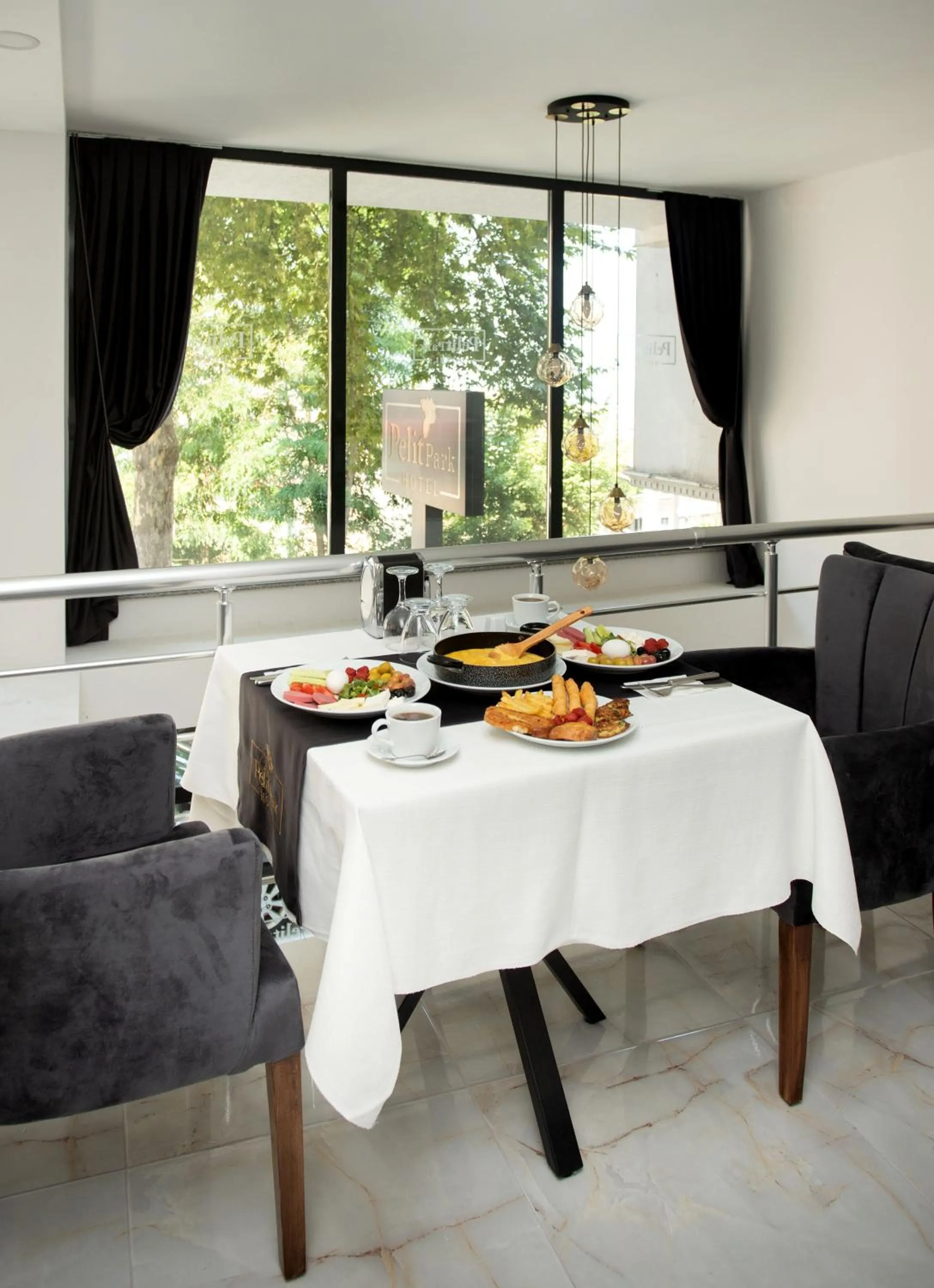 Breakfast in Pelit Park Hotel