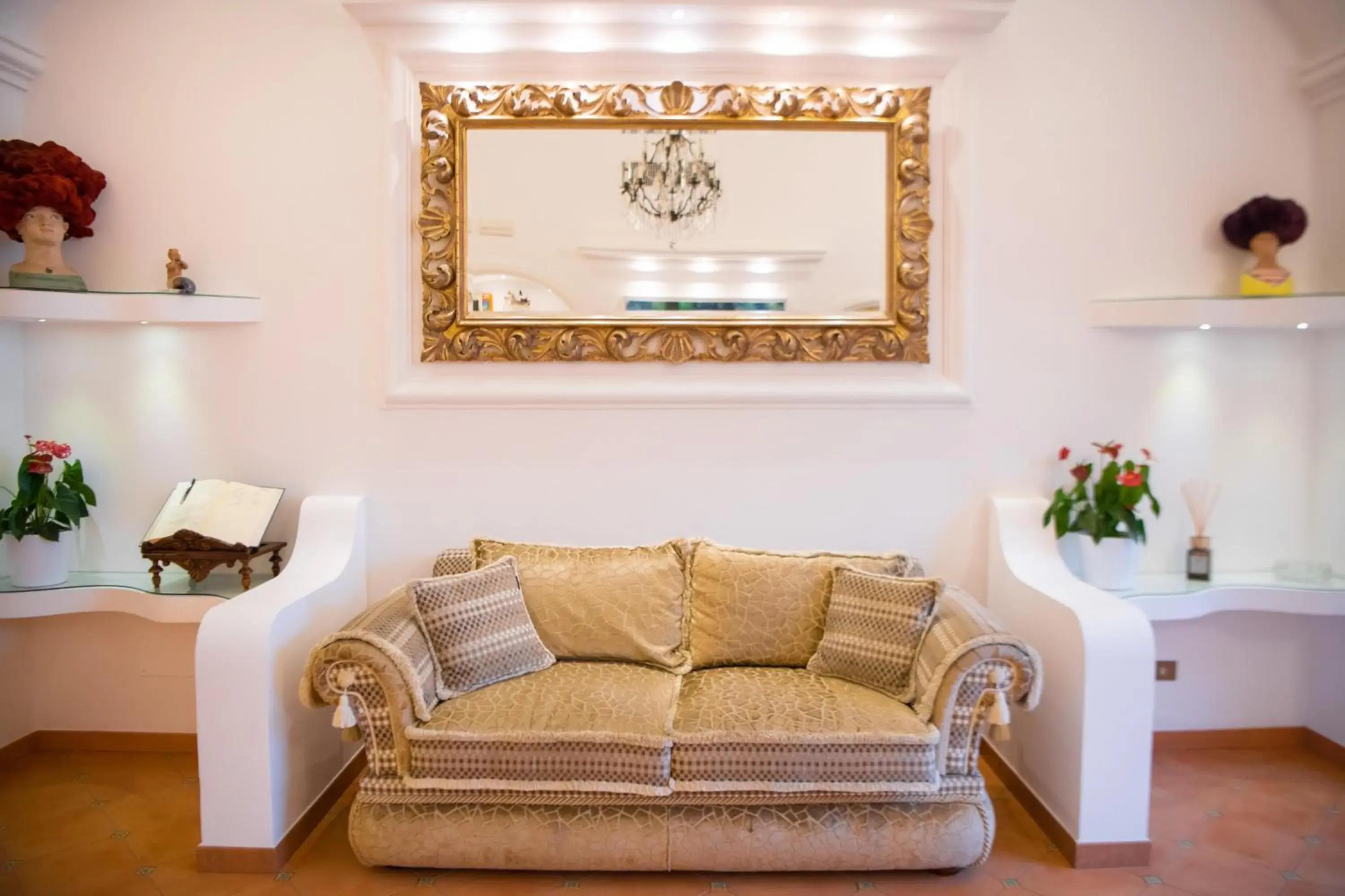 Lobby or reception in Hotel Royal Prisco Lobby or reception in Hotel Royal Prisco