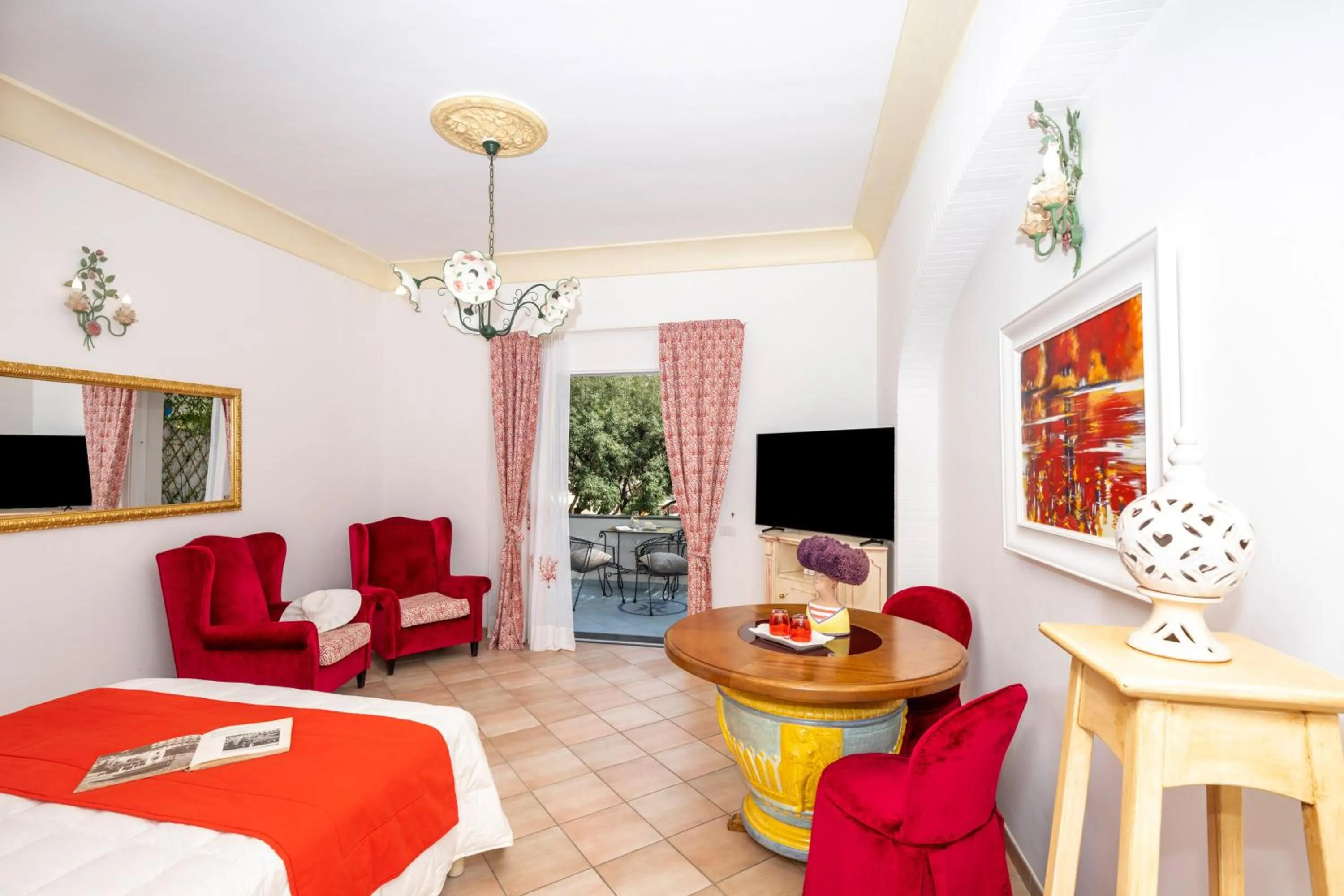 TV and multimedia in Hotel Royal Prisco