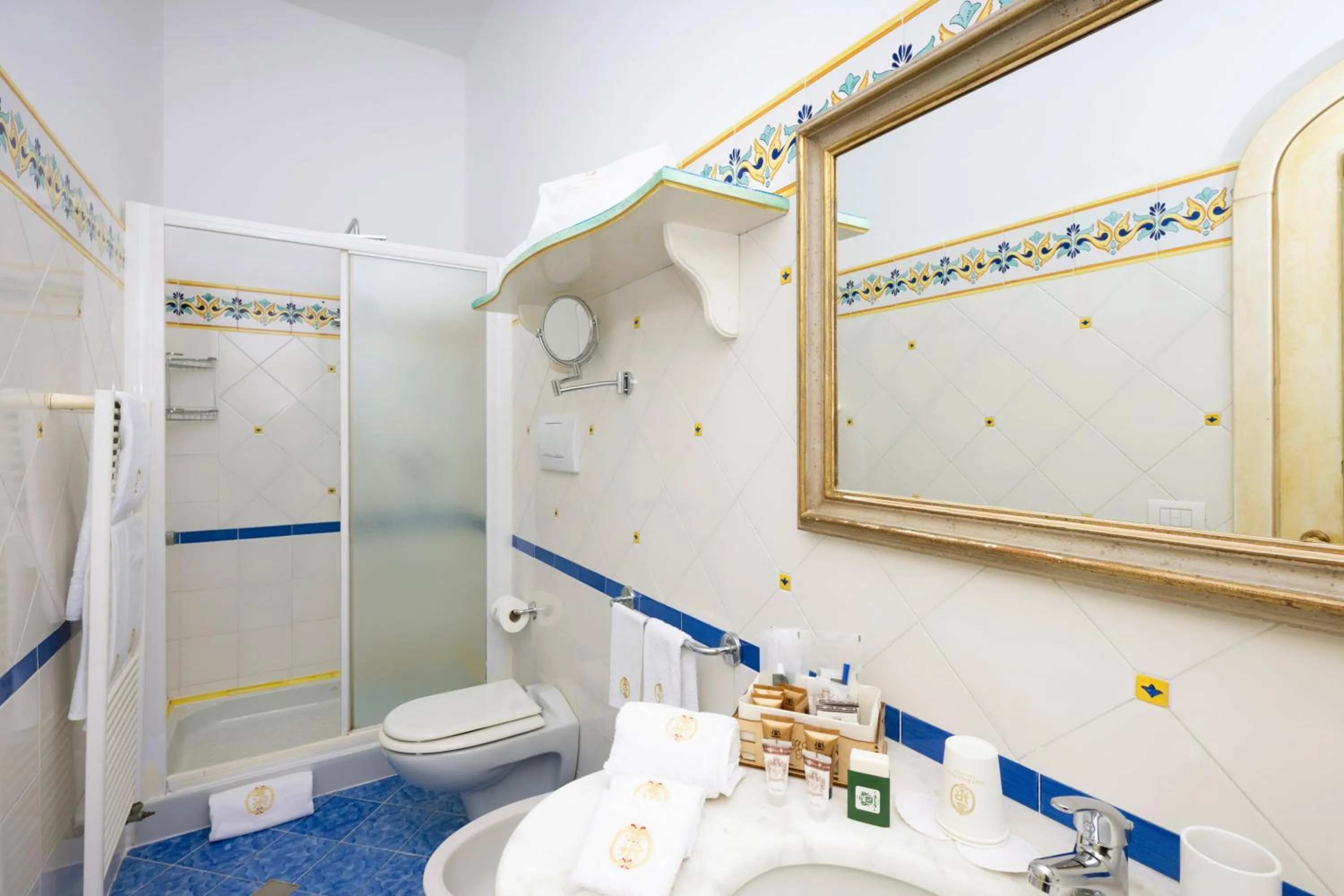 Bathroom in Hotel Royal Prisco