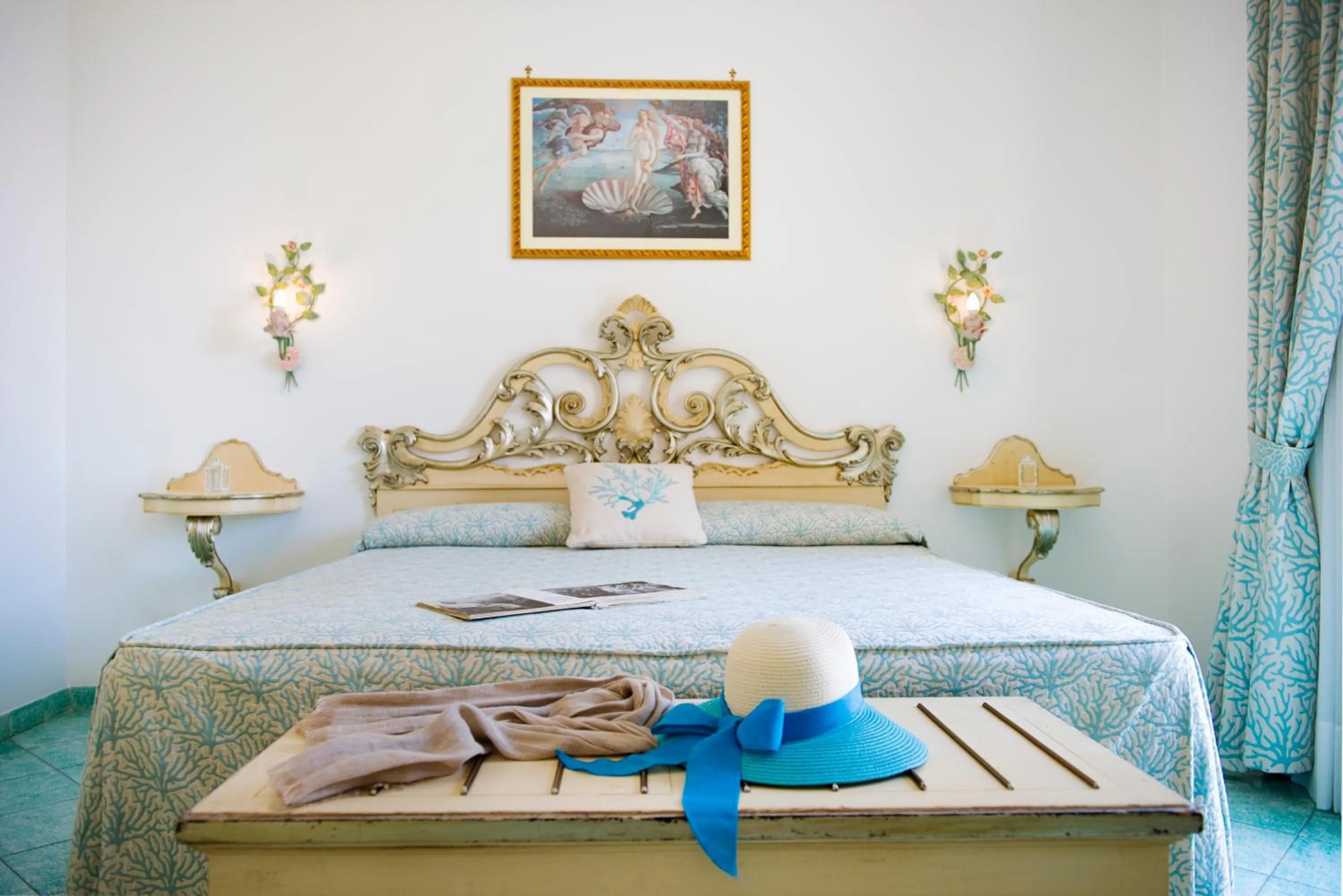 Photo of the whole room, Bed in Hotel Royal Prisco