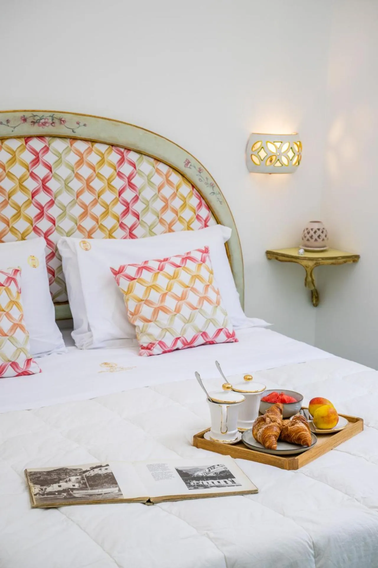 Photo of the whole room, Bed in Hotel Royal Prisco