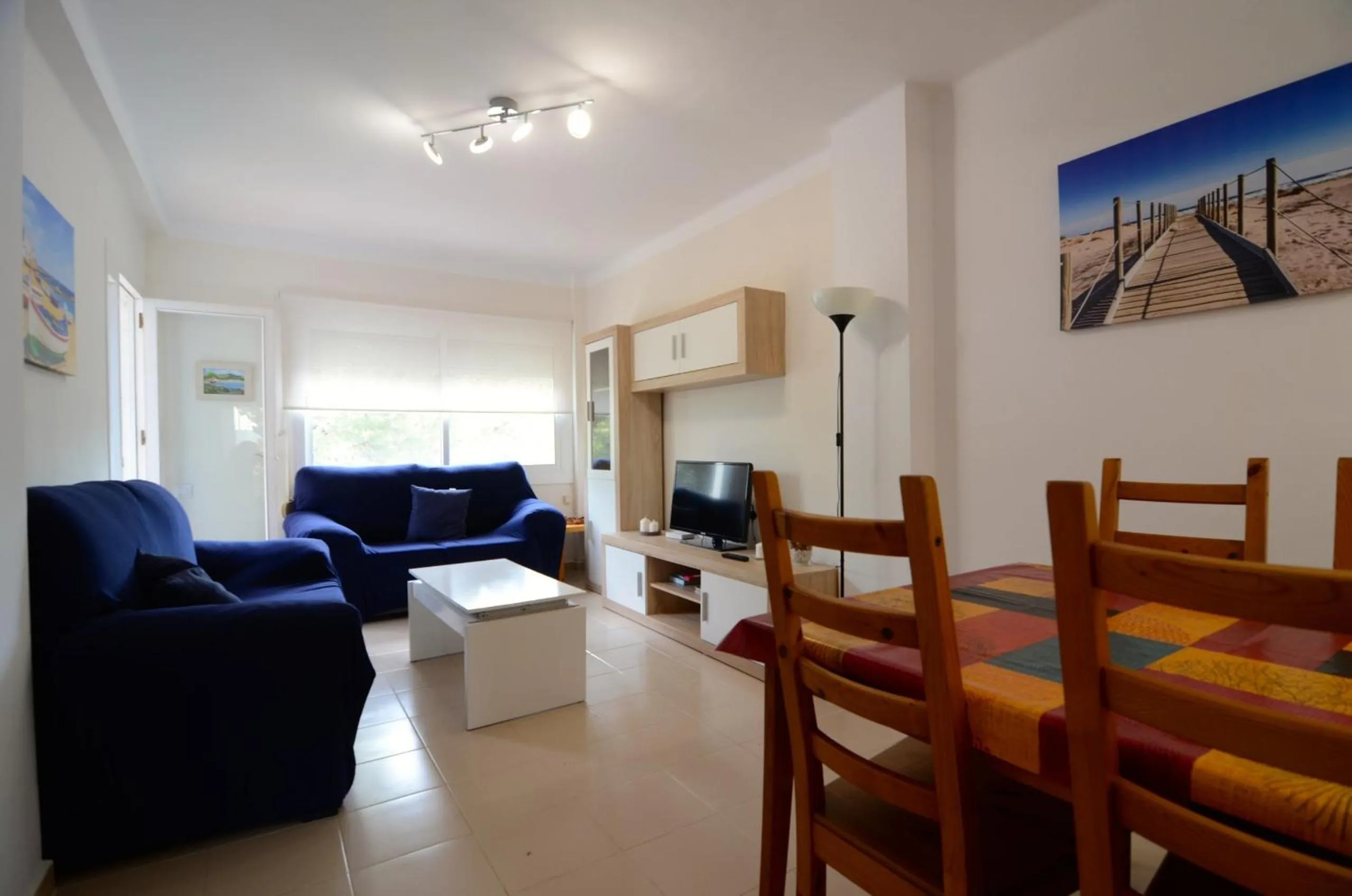 Dining area in Bosmar 3G