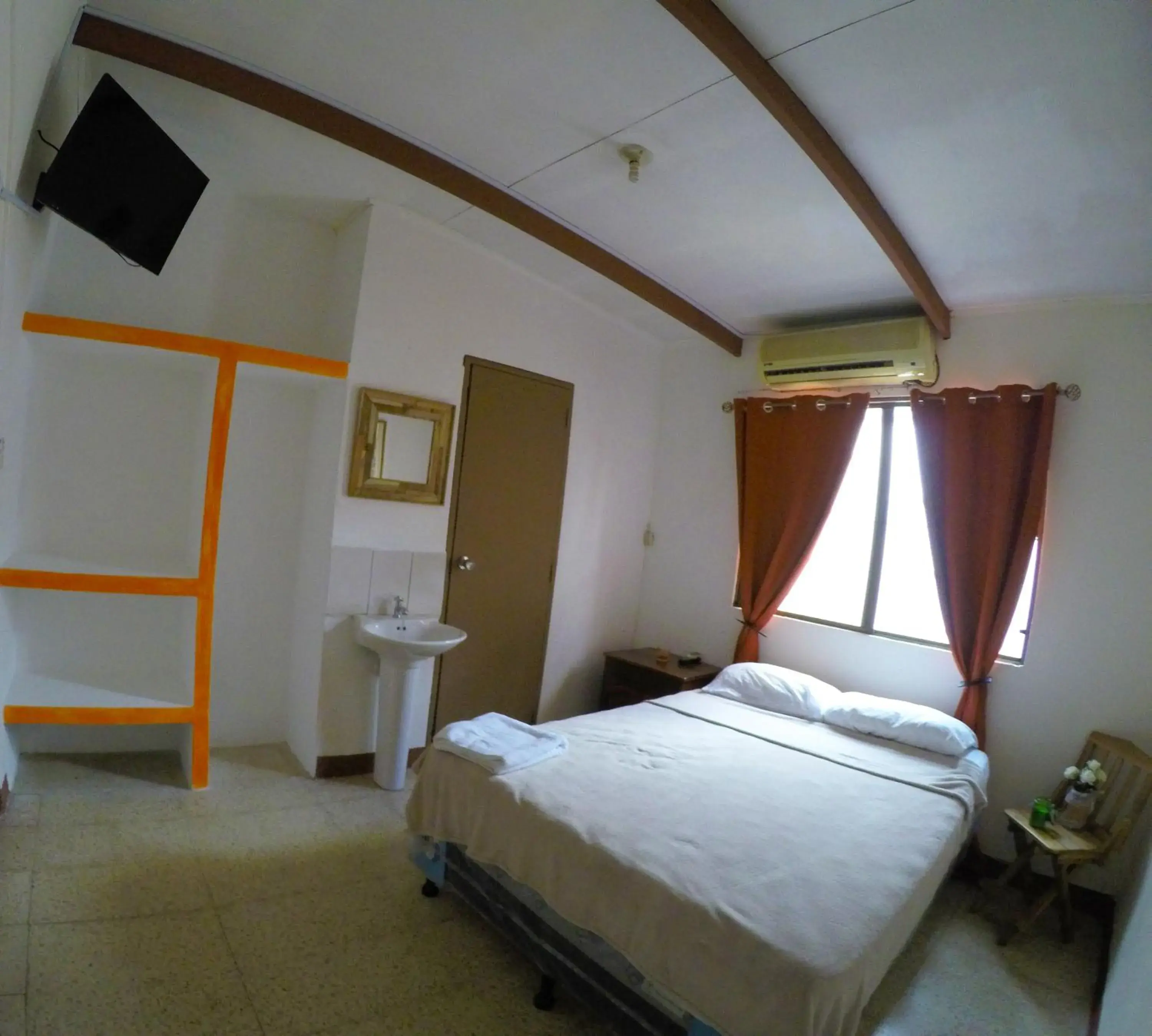 Single Room - single occupancy in Casa Lucia Single Room - single occupancy in Casa Lucia