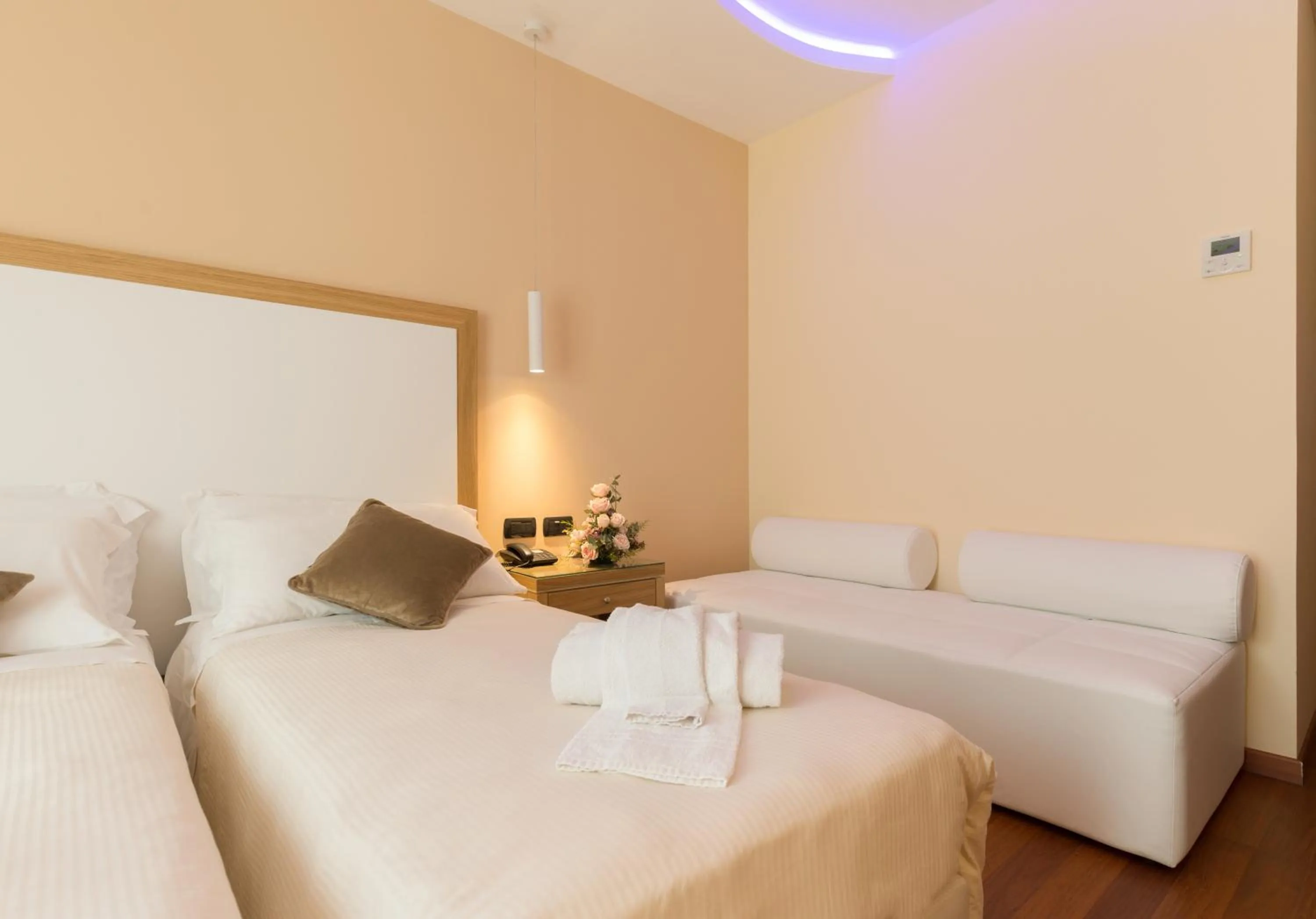 Bedroom in Hotel Villa Esperia