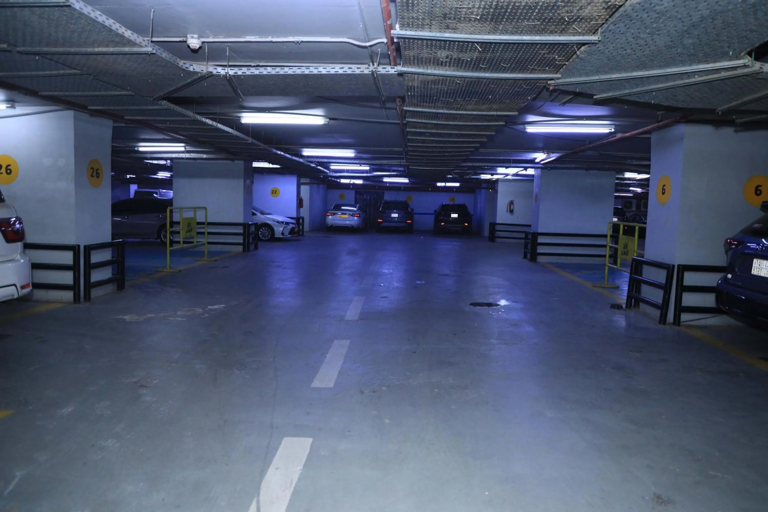 Parking in Abraj Al Tayseer Tuwa Hotel