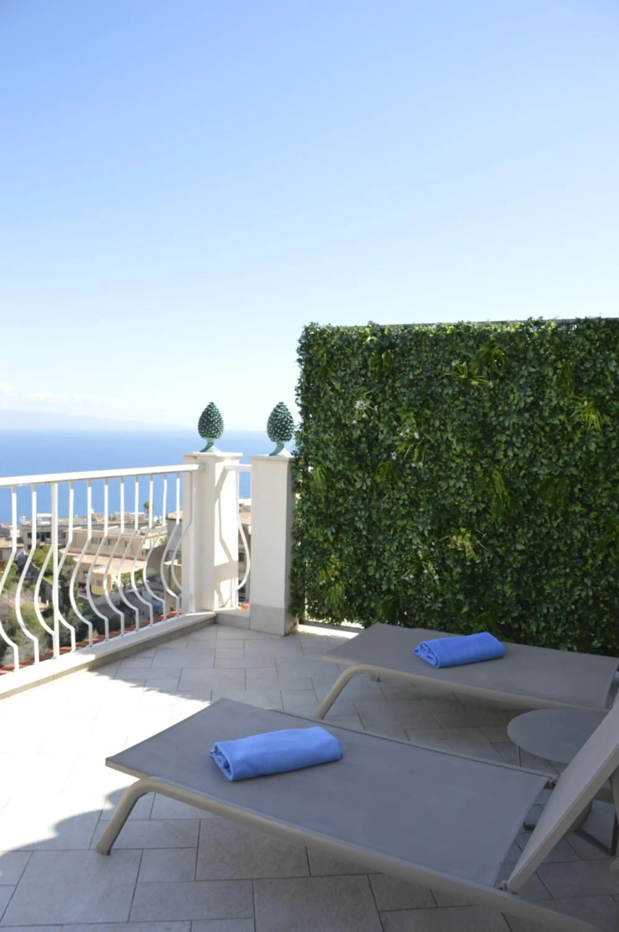 Sea view in Splendid Hotel Taormina Sea view in Splendid Hotel Taormina