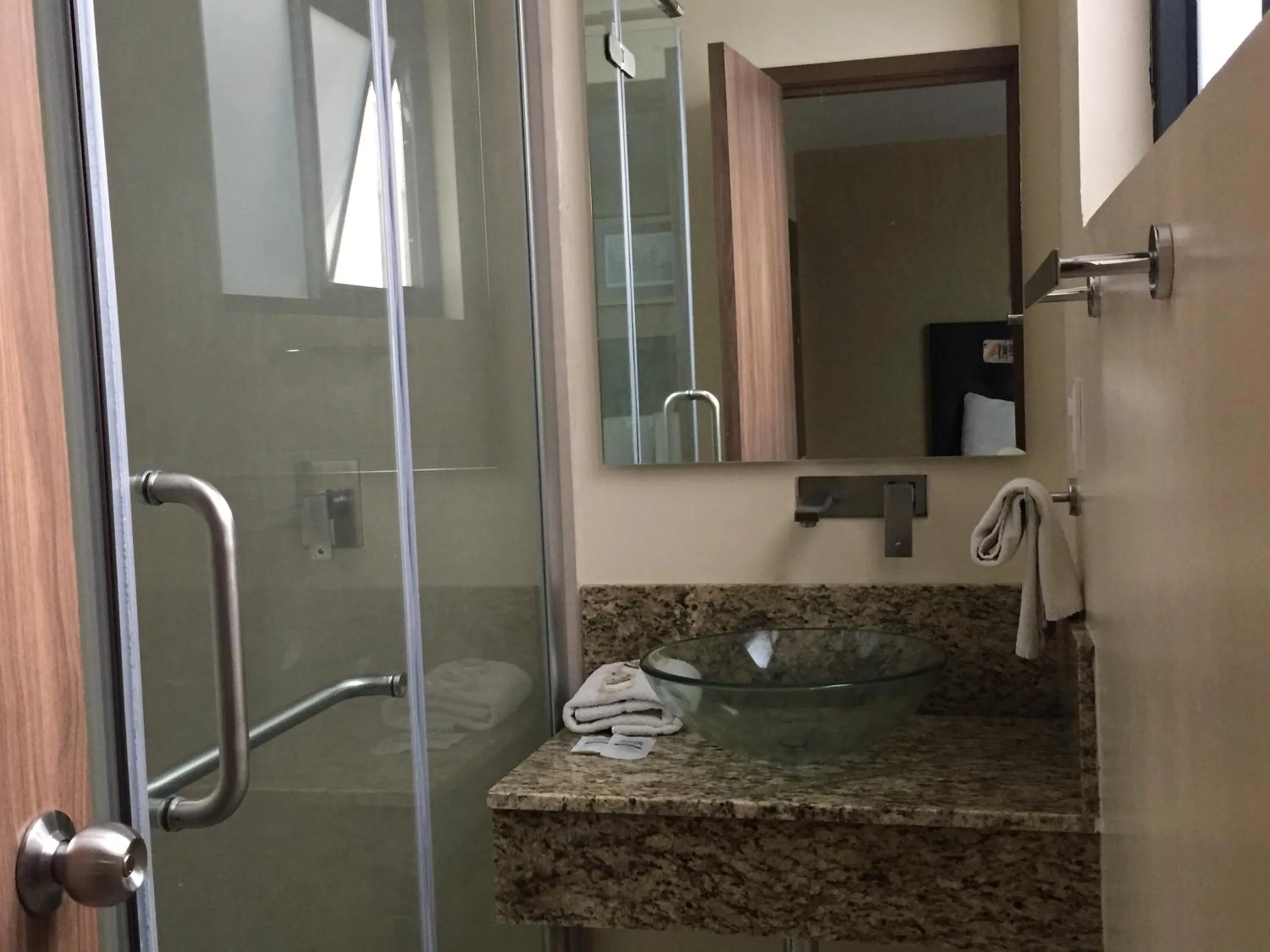 Bathroom in Hotel Castropol