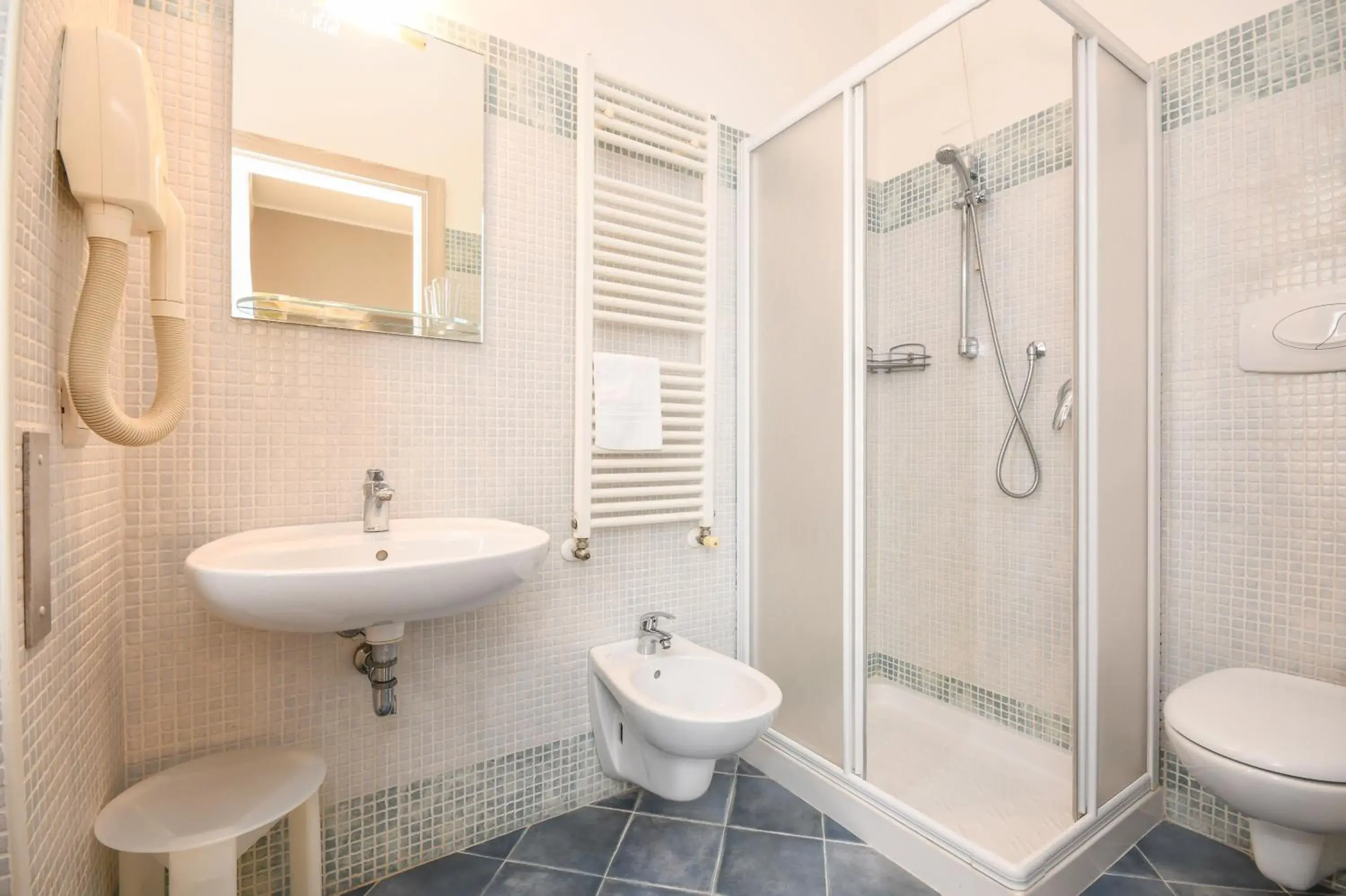 Hotel Riel Hotel Riel