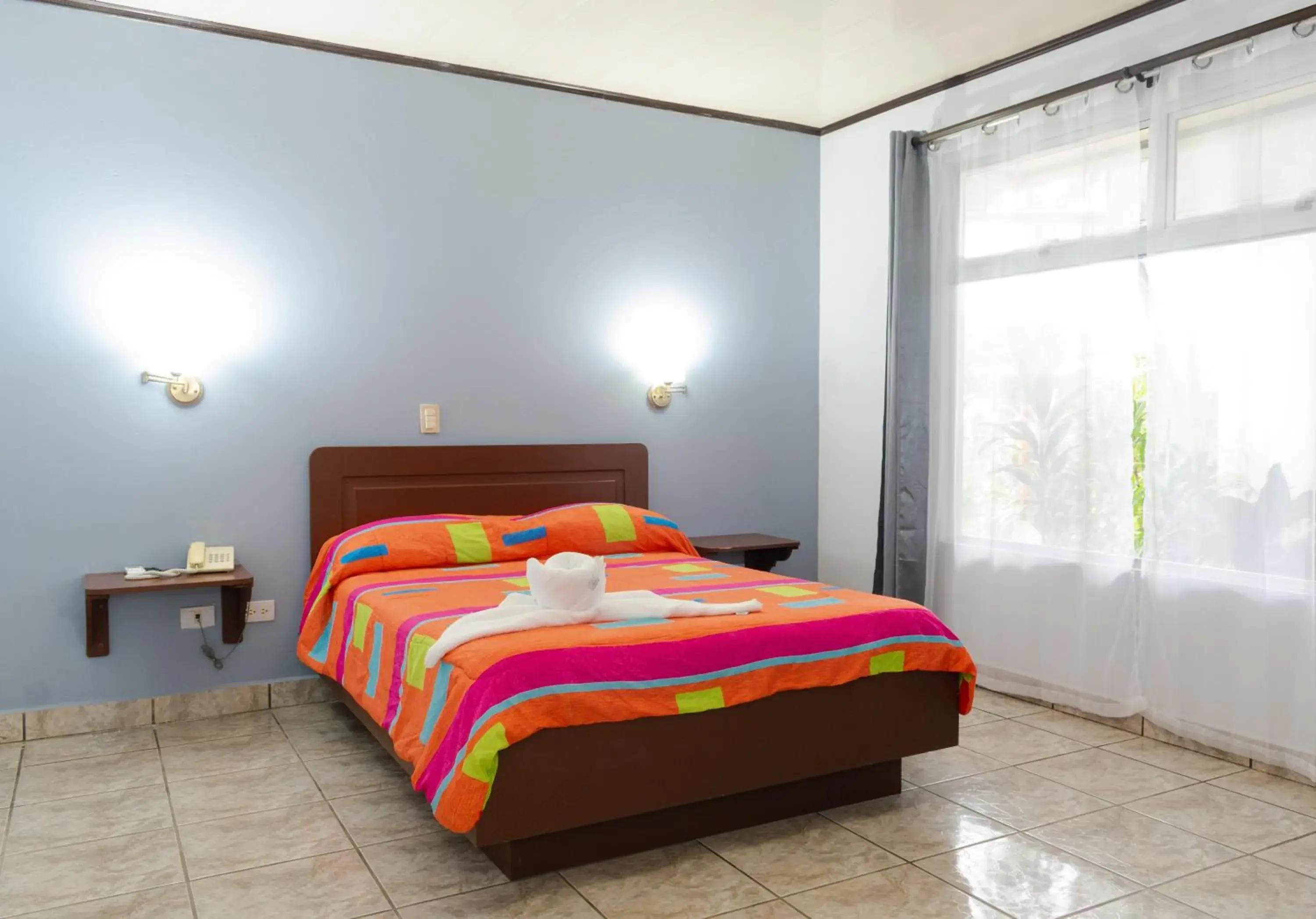 Standard Queen Room in Hotel Arenal Rabfer Standard Queen Room in Hotel Arenal Rabfer