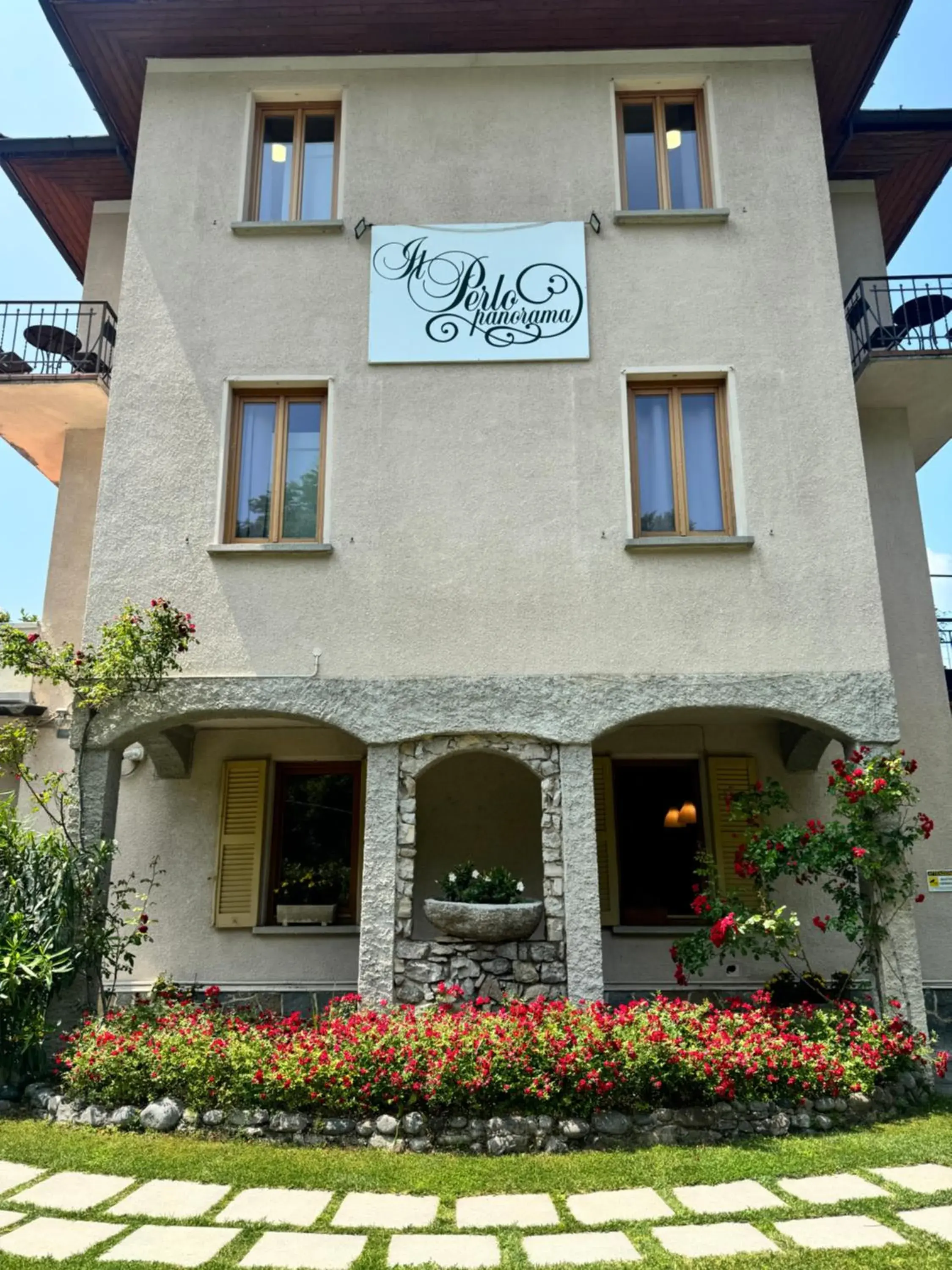 Property building in Hotel Il Perlo Property building in Hotel Il Perlo
