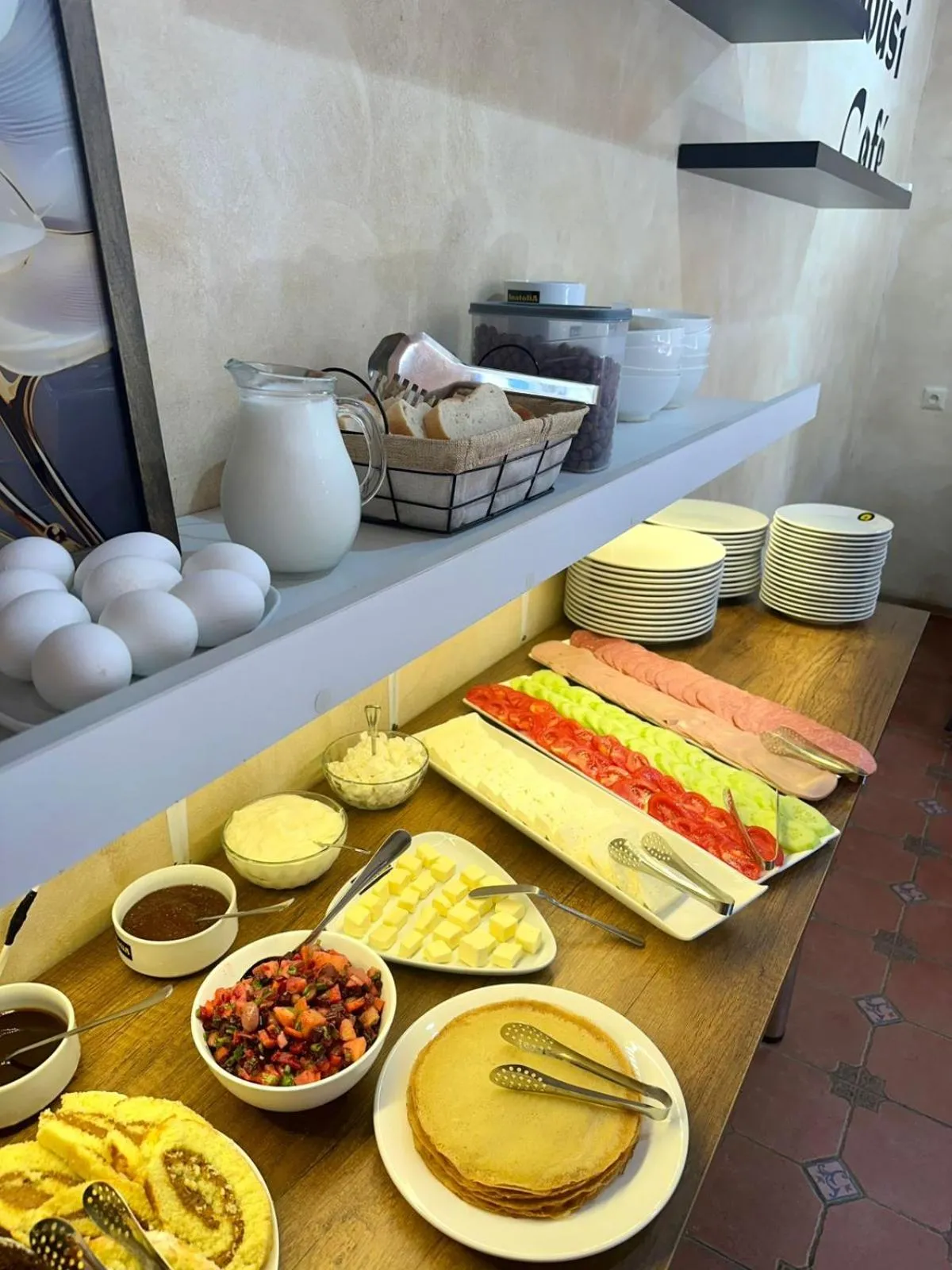 Kitchen or kitchenette in Hotel Aira Plaza