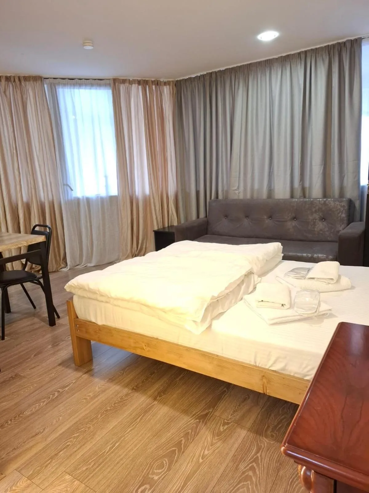 Bed in Hotel Aira Plaza