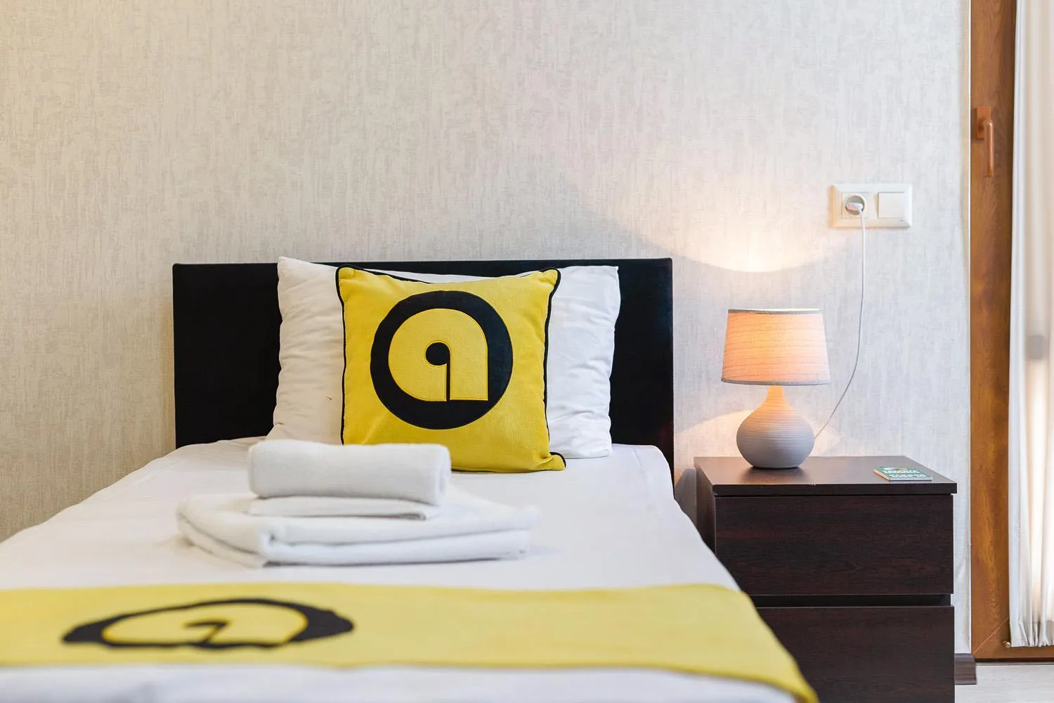 Bed in Hotel Aira Plaza