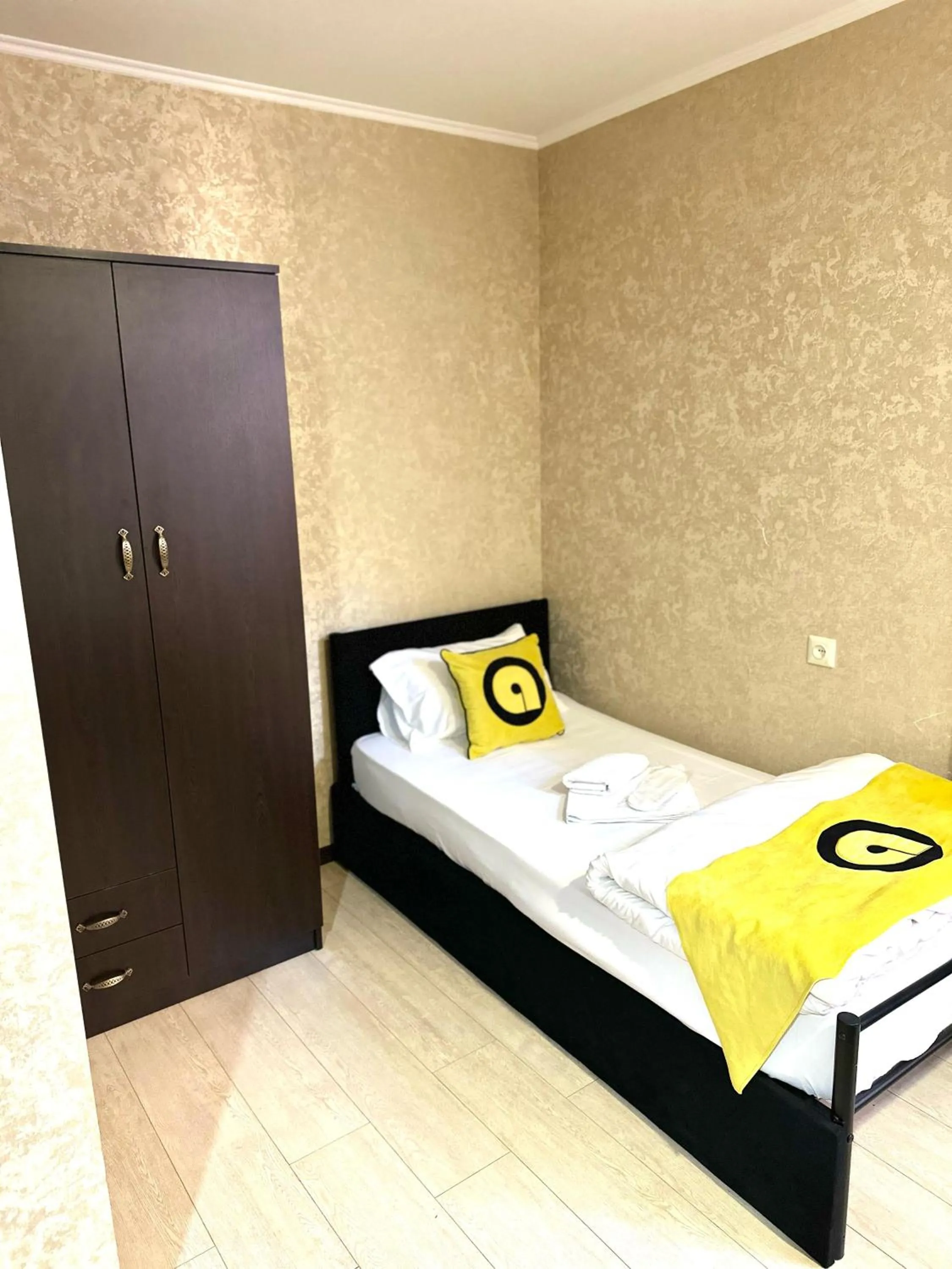 Bed in Hotel Aira Plaza