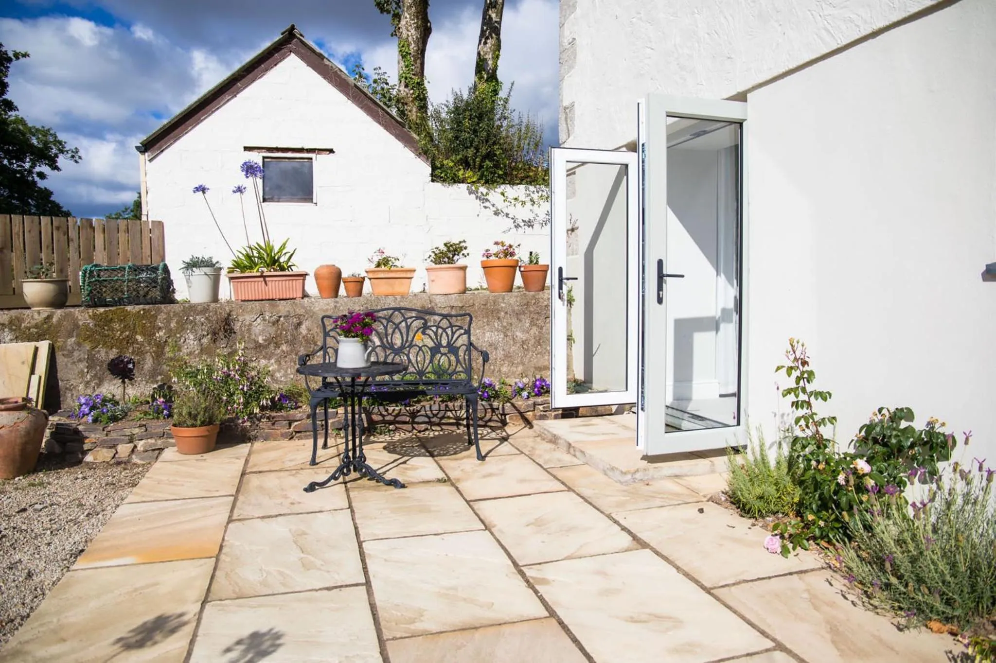 Patio in Tresithick Vean Bed and Breakfast