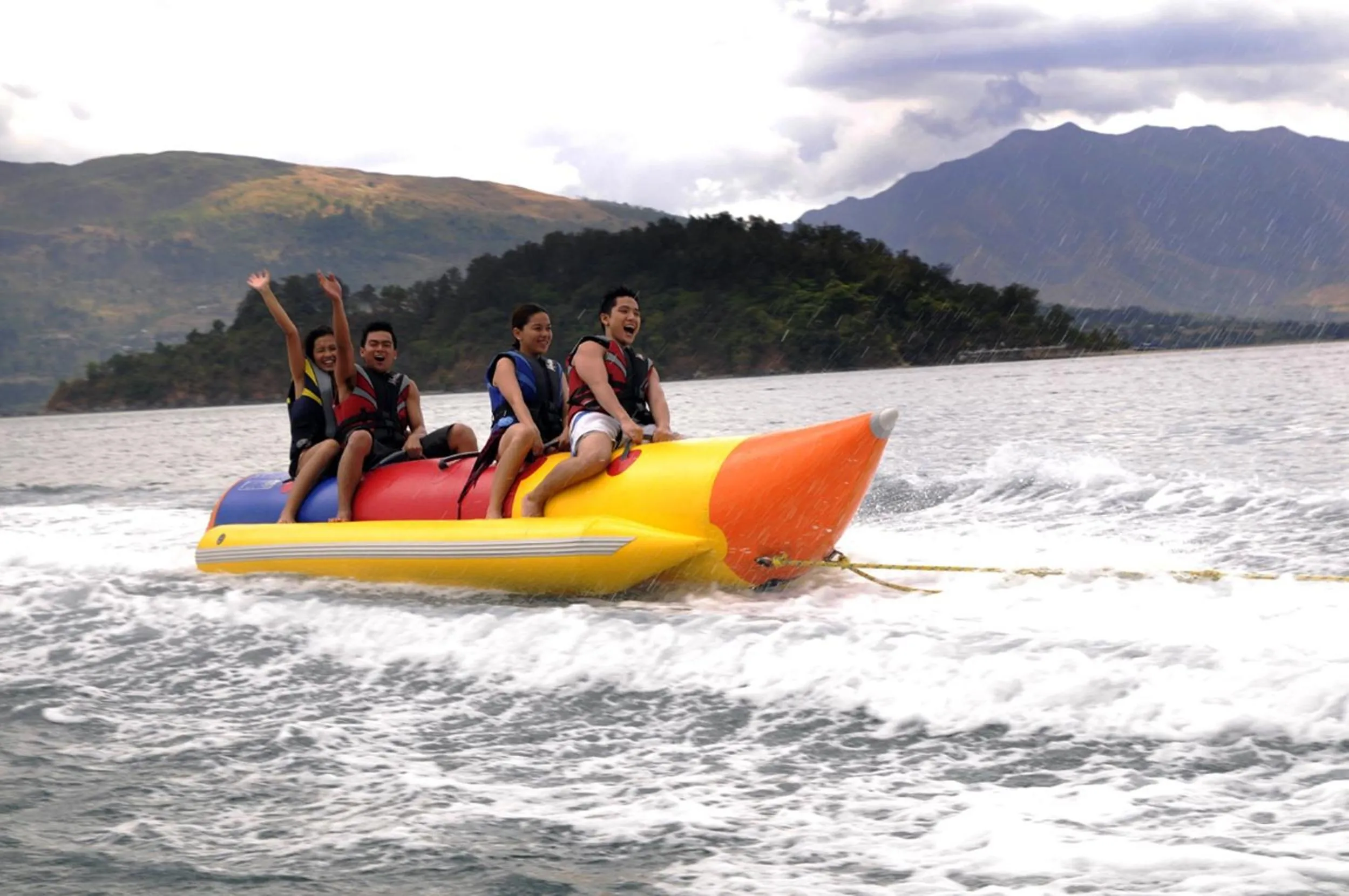 Sports in Whiterock Beach Hotel and Waterpark