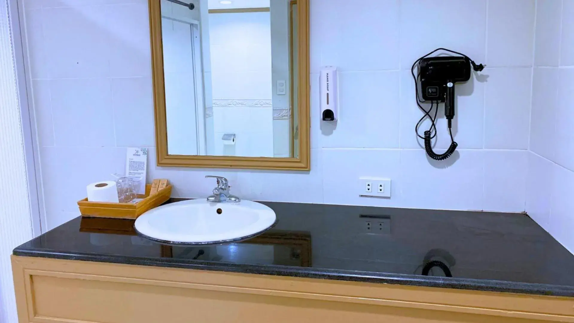 Bathroom in Whiterock Beach Hotel and Waterpark Bathroom in Whiterock Beach Hotel and Waterpark