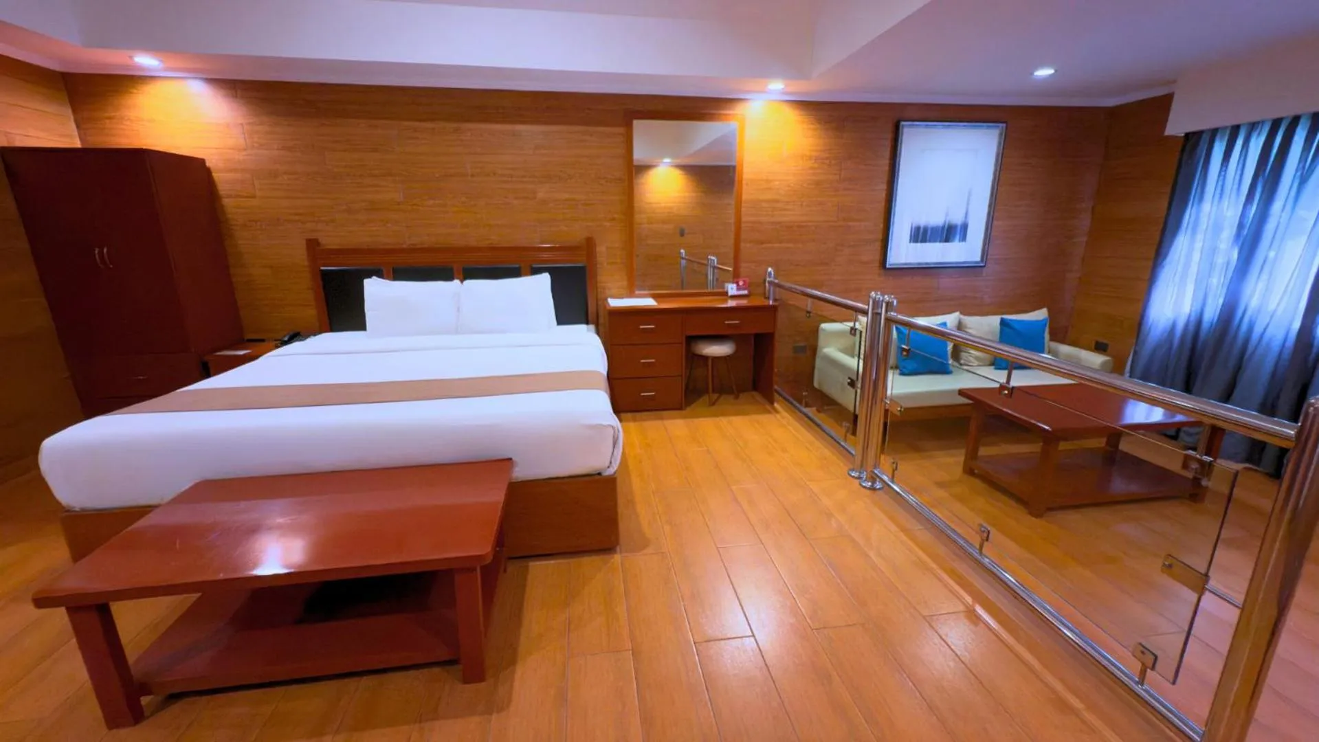 Bedroom, Bed in Whiterock Beach Hotel and Waterpark