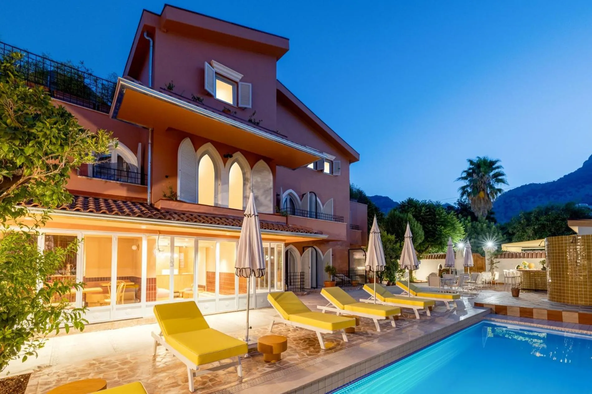 Yonca Anjelika Otel