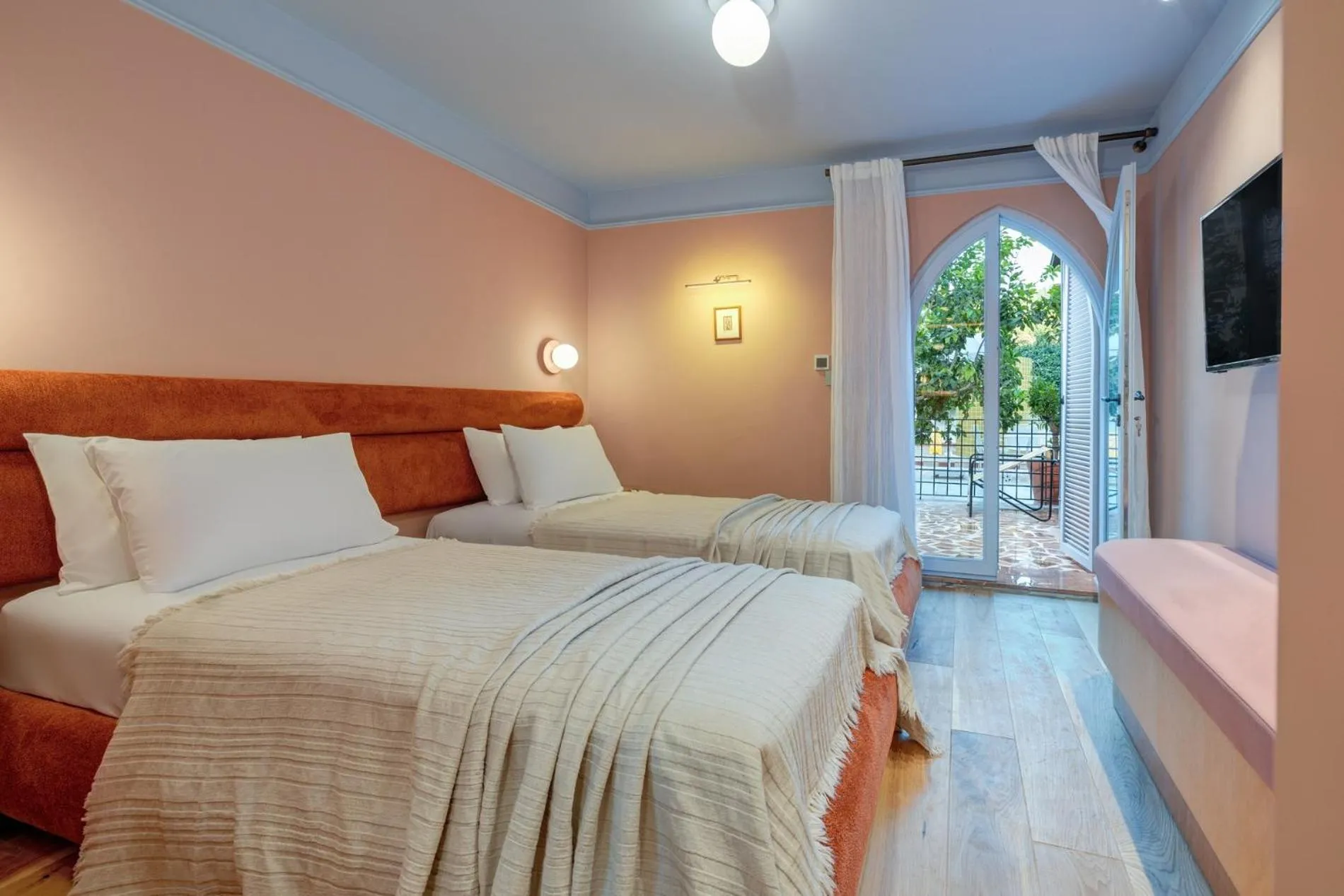 Twin Room with Balcony in Yonca Anjelika Otel