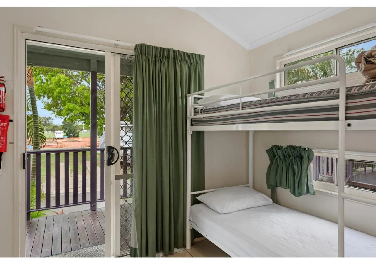 bunk bed, Bed in Discovery Parks - Rockhampton