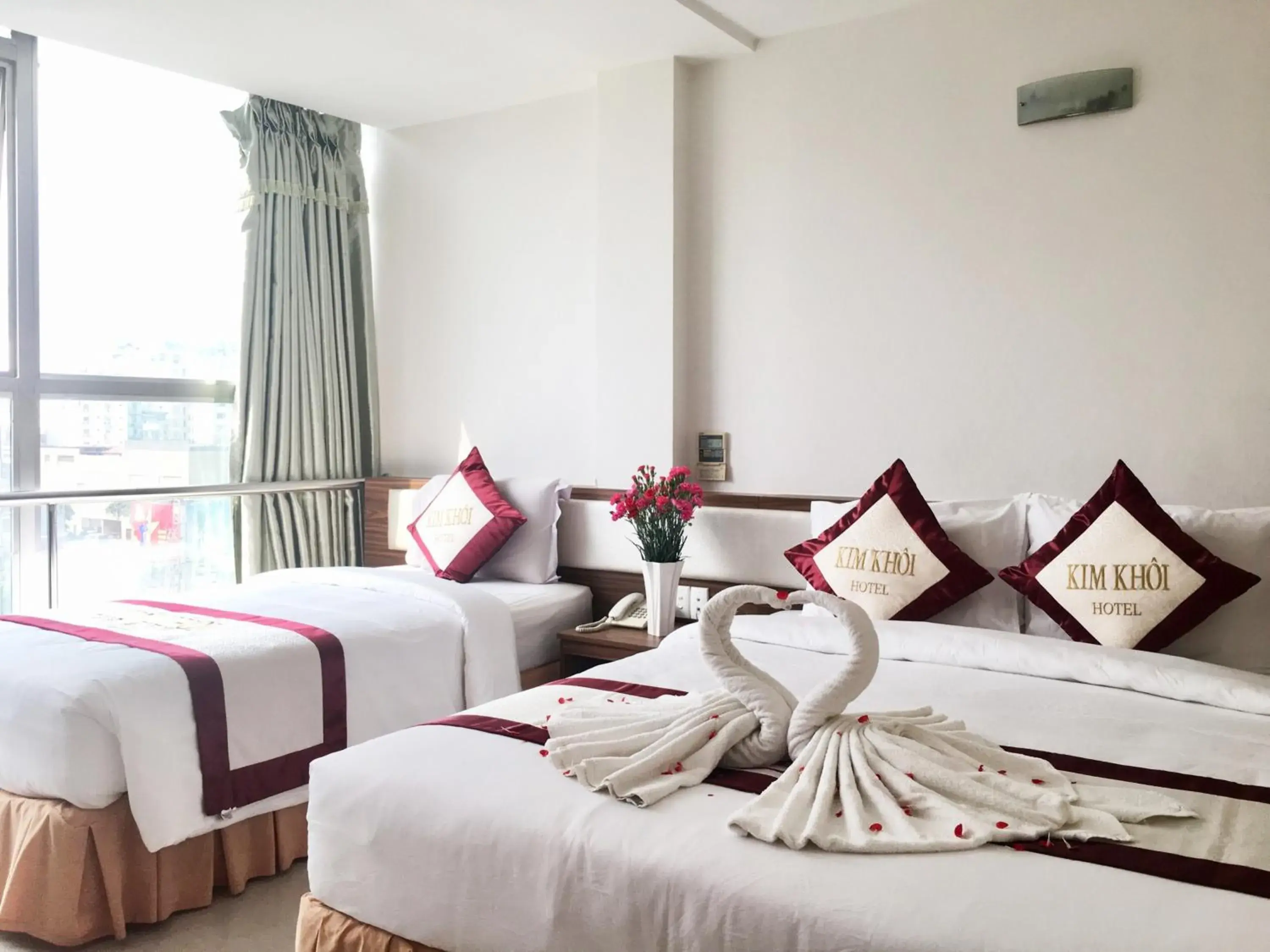 Bed in Kim Khoi Hotel Bed in Kim Khoi Hotel