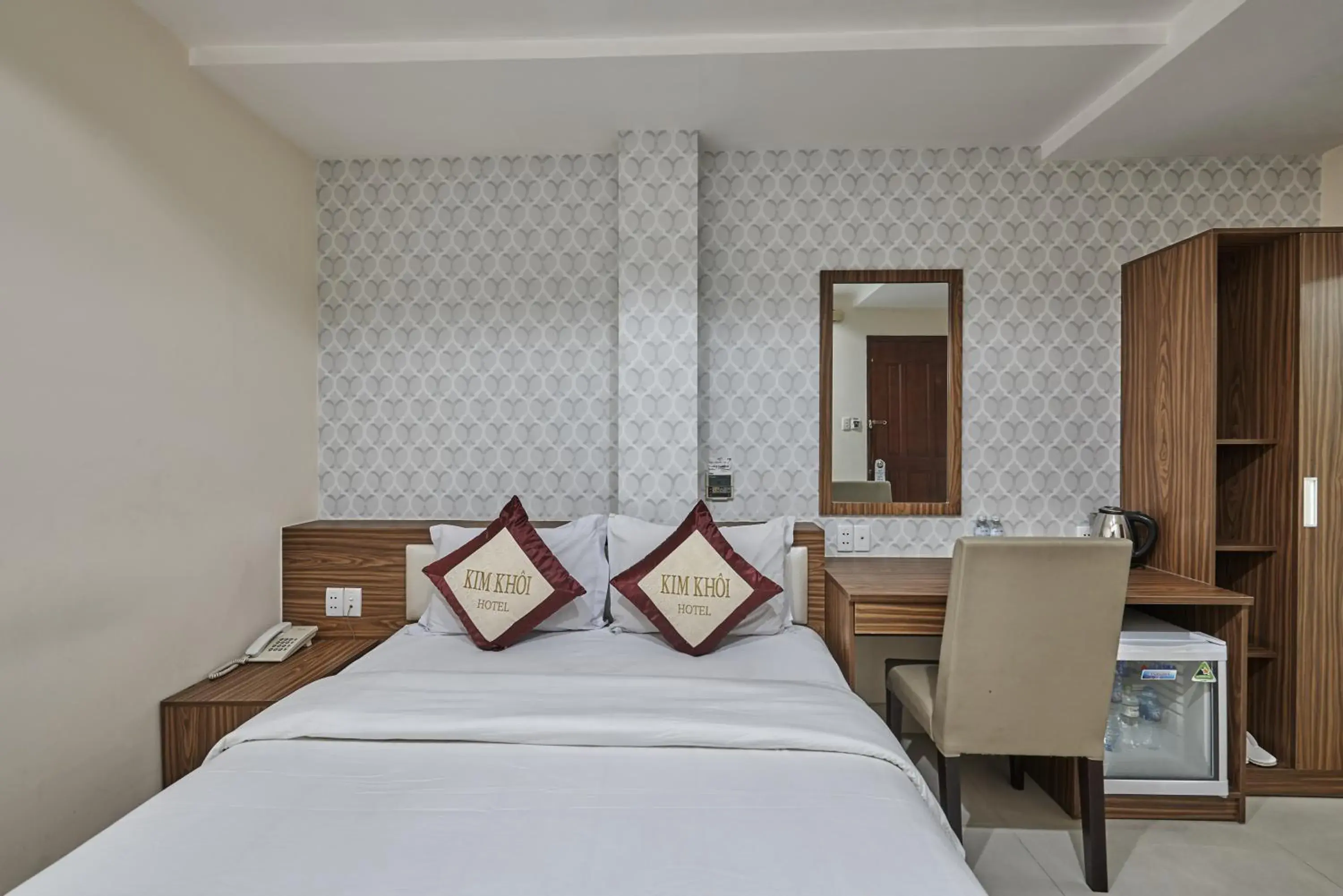 Bed in Kim Khoi Hotel Bed in Kim Khoi Hotel