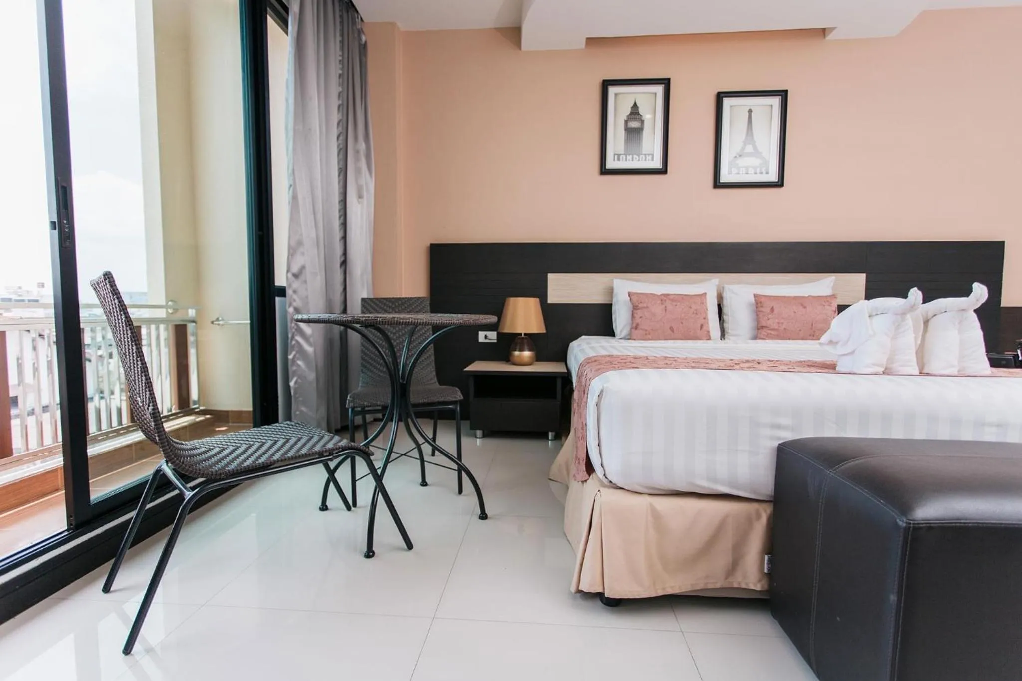 Bed in The Centris Hotel Phatthalung