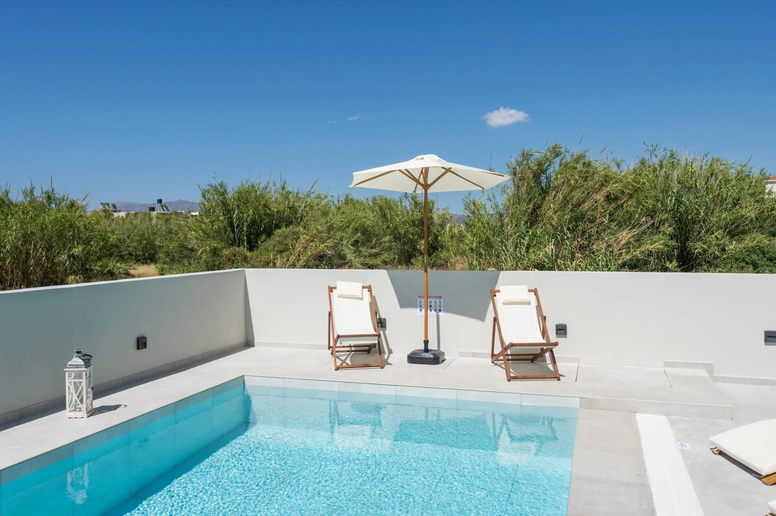 Swimming pool in Kallistefan