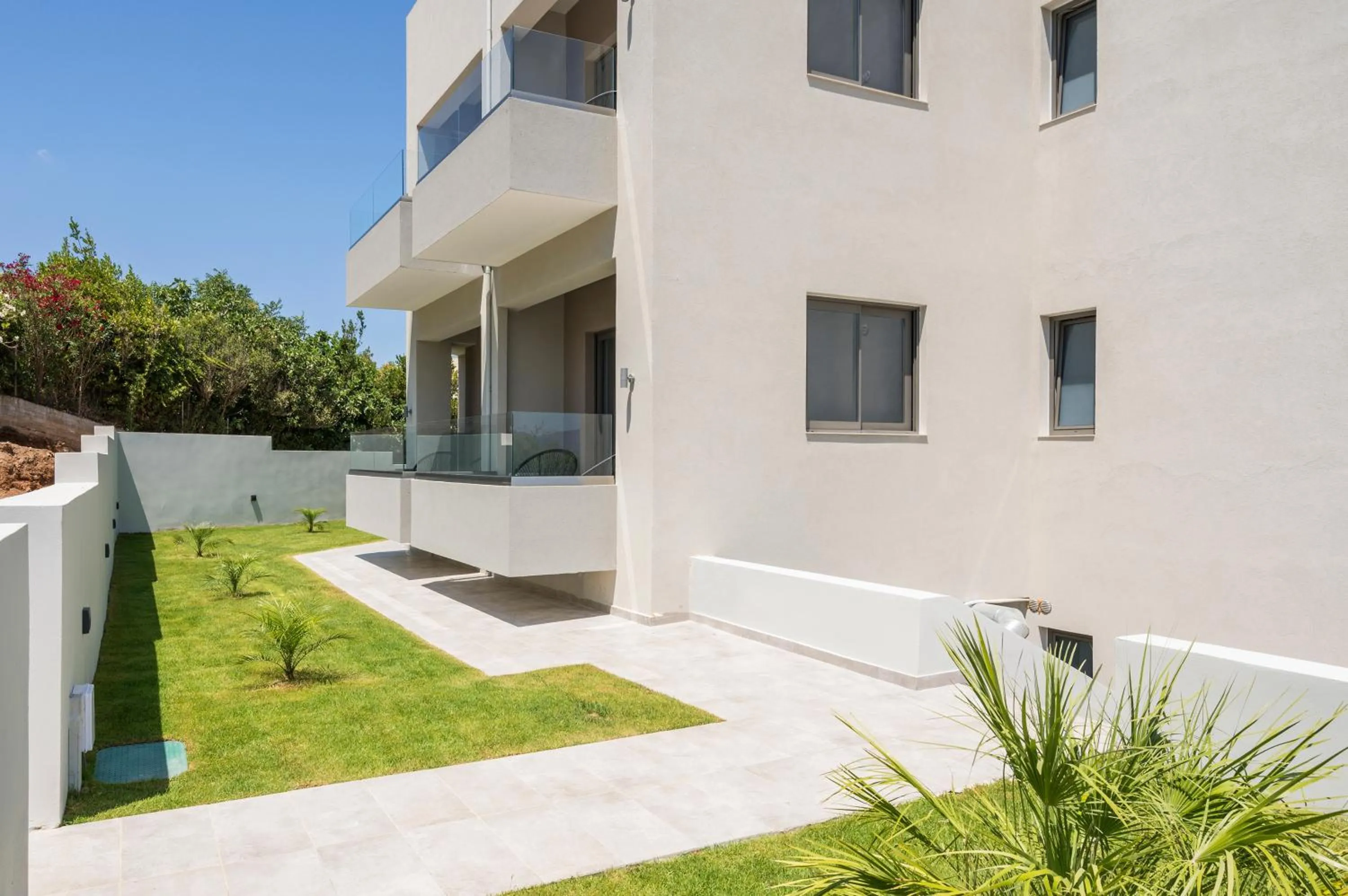 Property building in Kallistefan