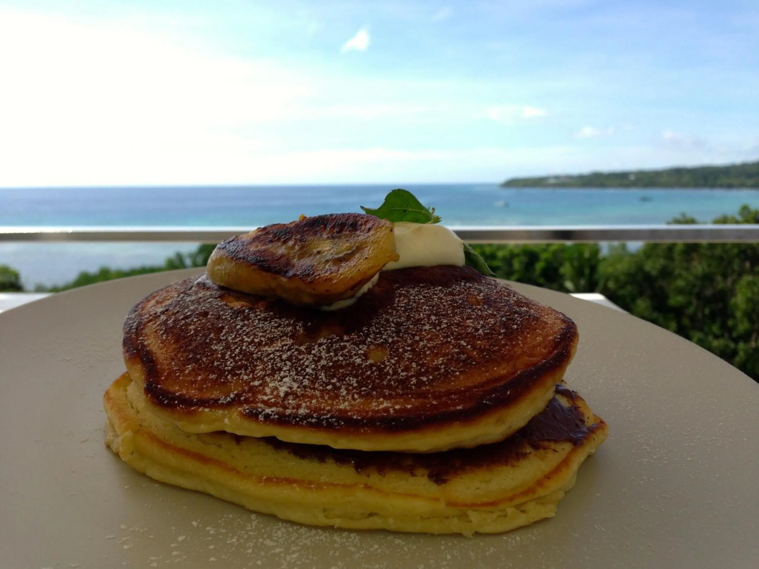 Lounge or bar in Ocean Suites Bohol Boutique Hotel