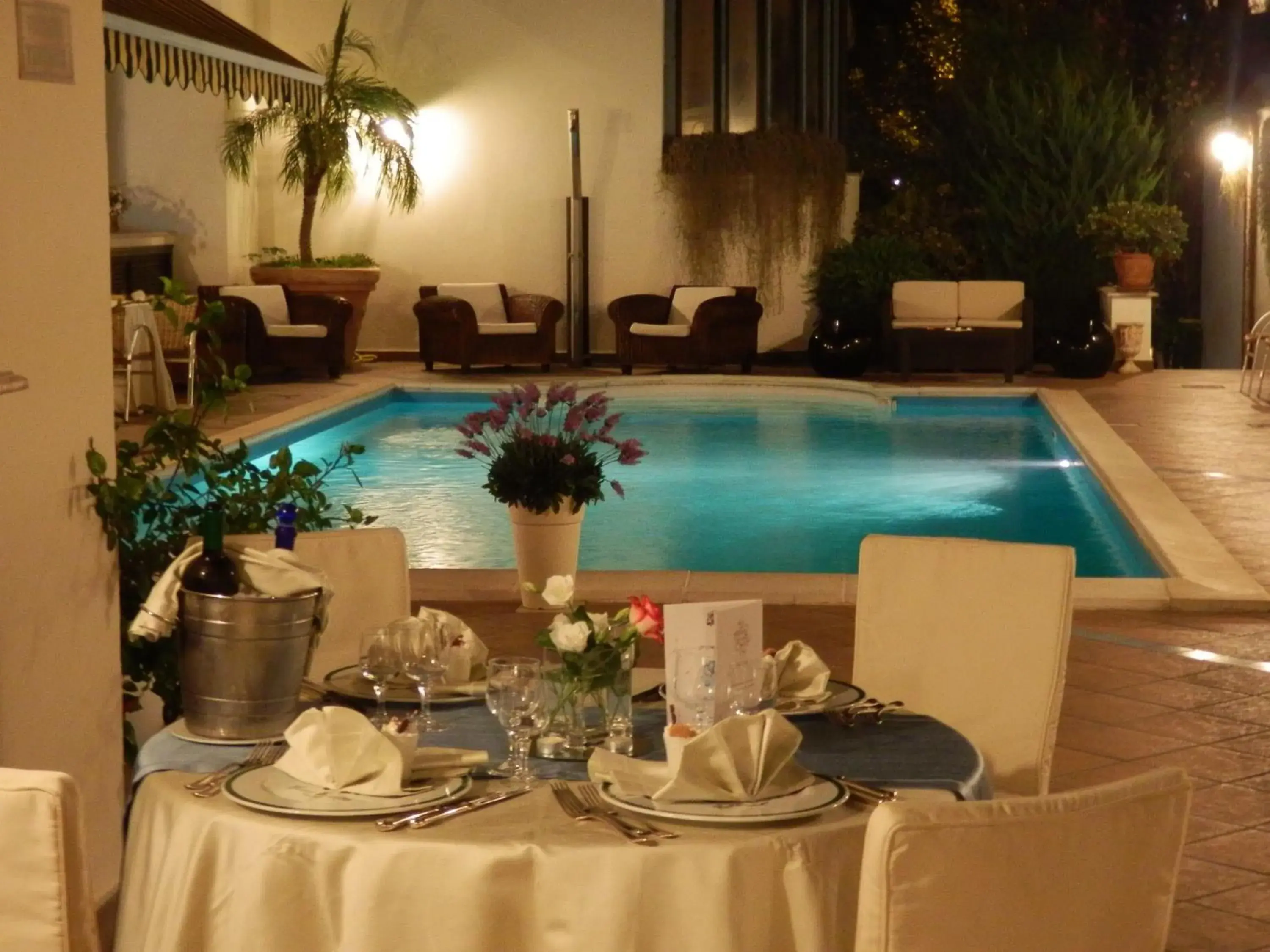 Restaurant/places to eat in Belsito Hotel Restaurant/places to eat in Belsito Hotel