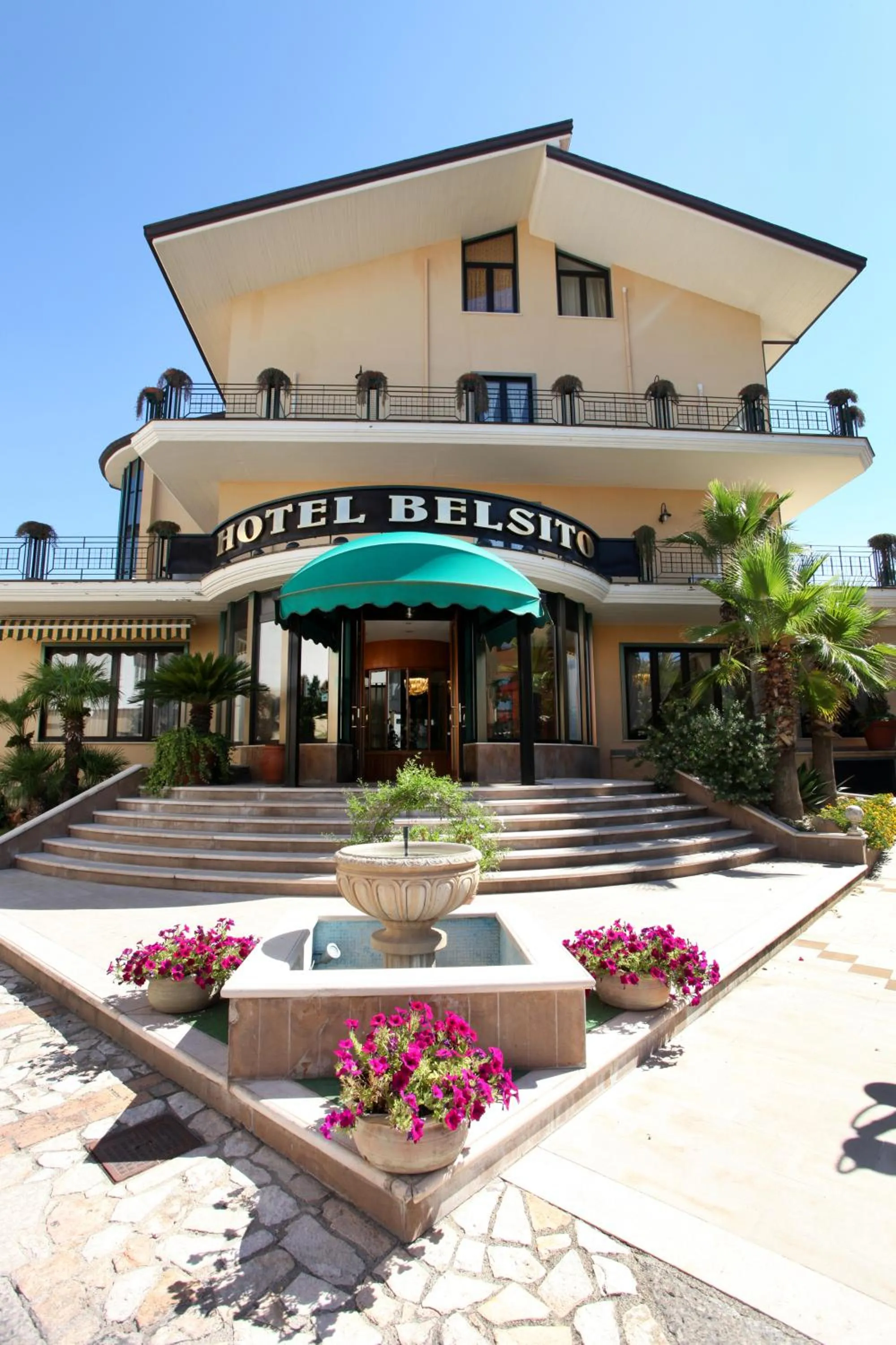Facade/entrance in Belsito Hotel