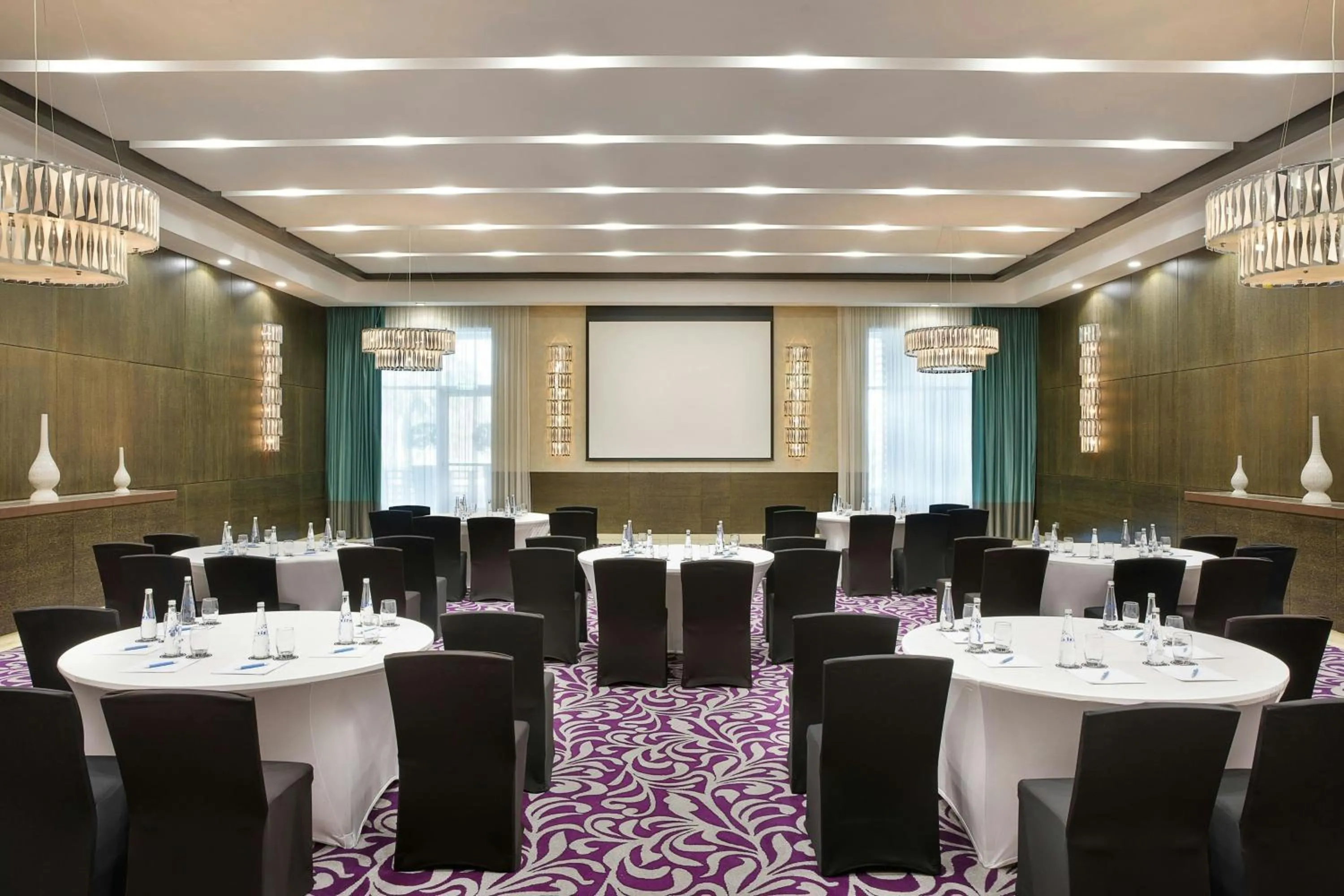 Meeting/conference room in Four Points by Sheraton Al Ain