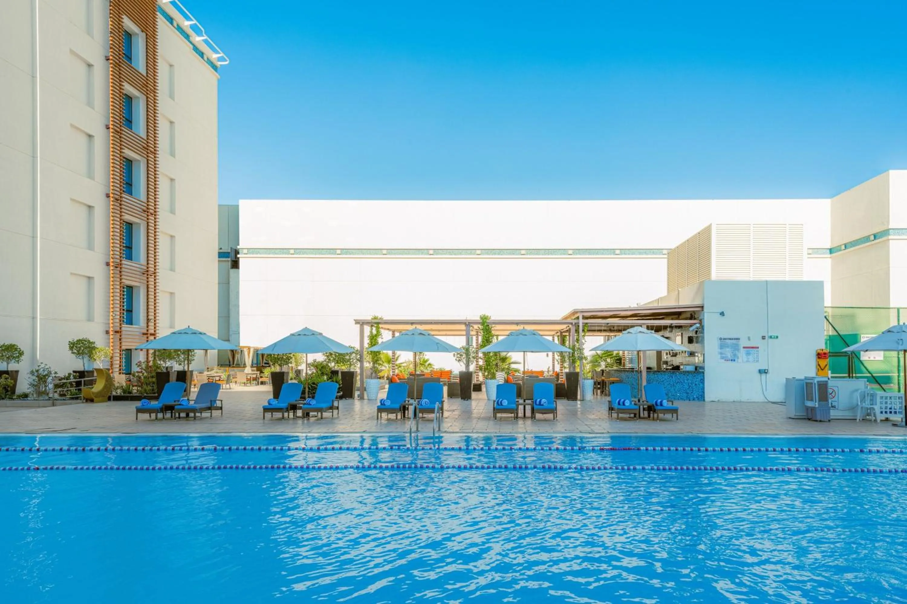 Swimming pool in Four Points by Sheraton Al Ain