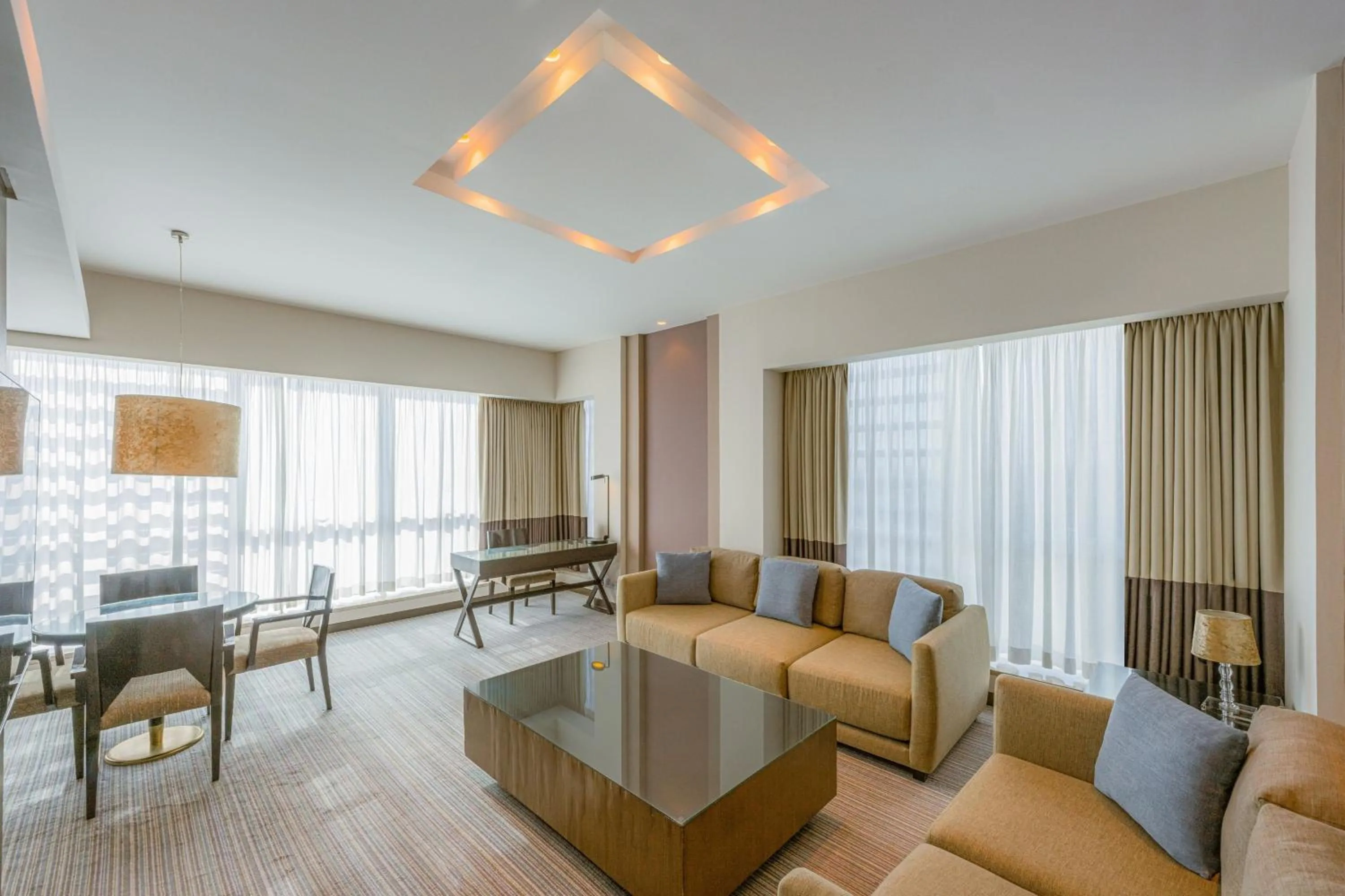 Living room in Four Points by Sheraton Al Ain