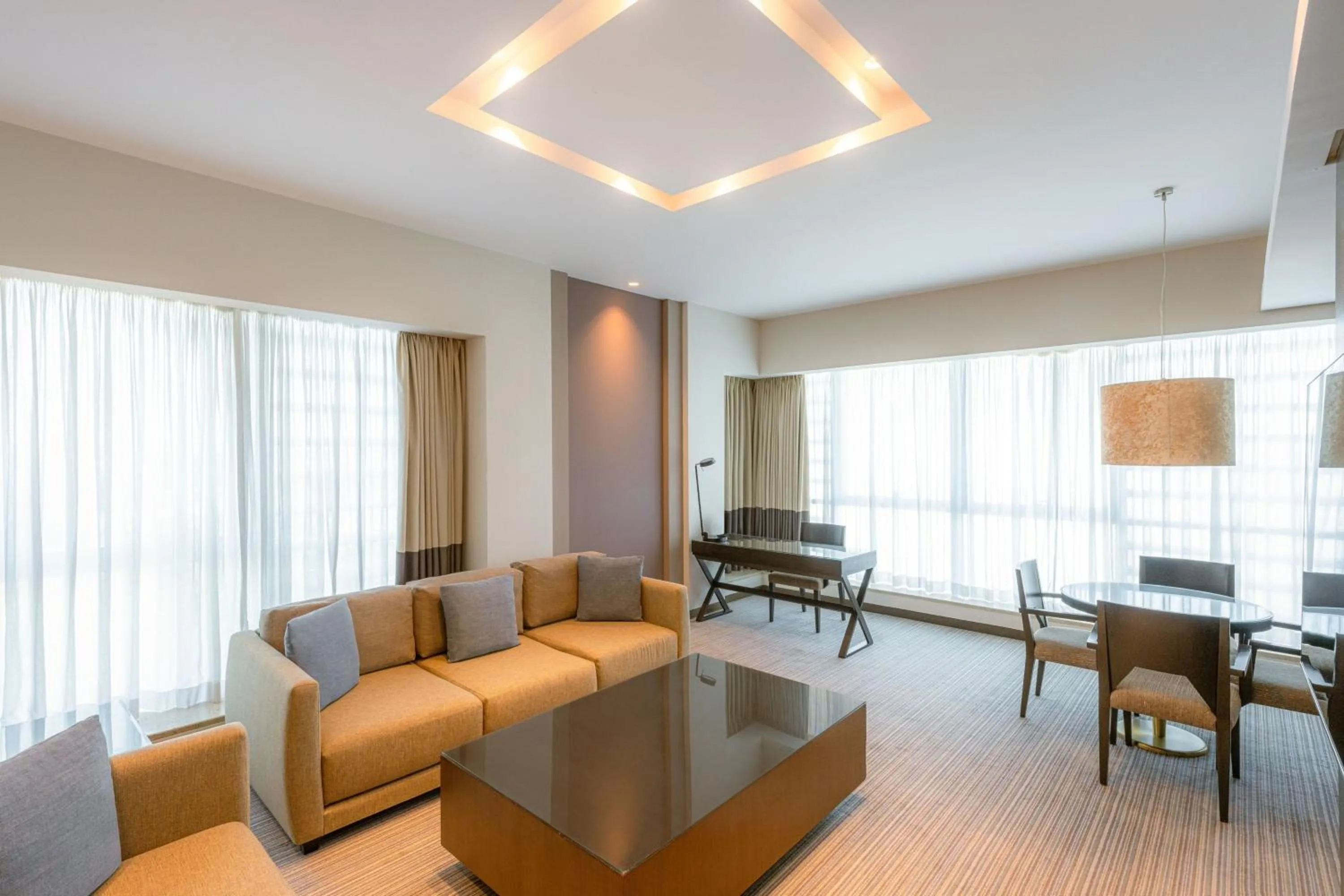 Living room in Four Points by Sheraton Al Ain