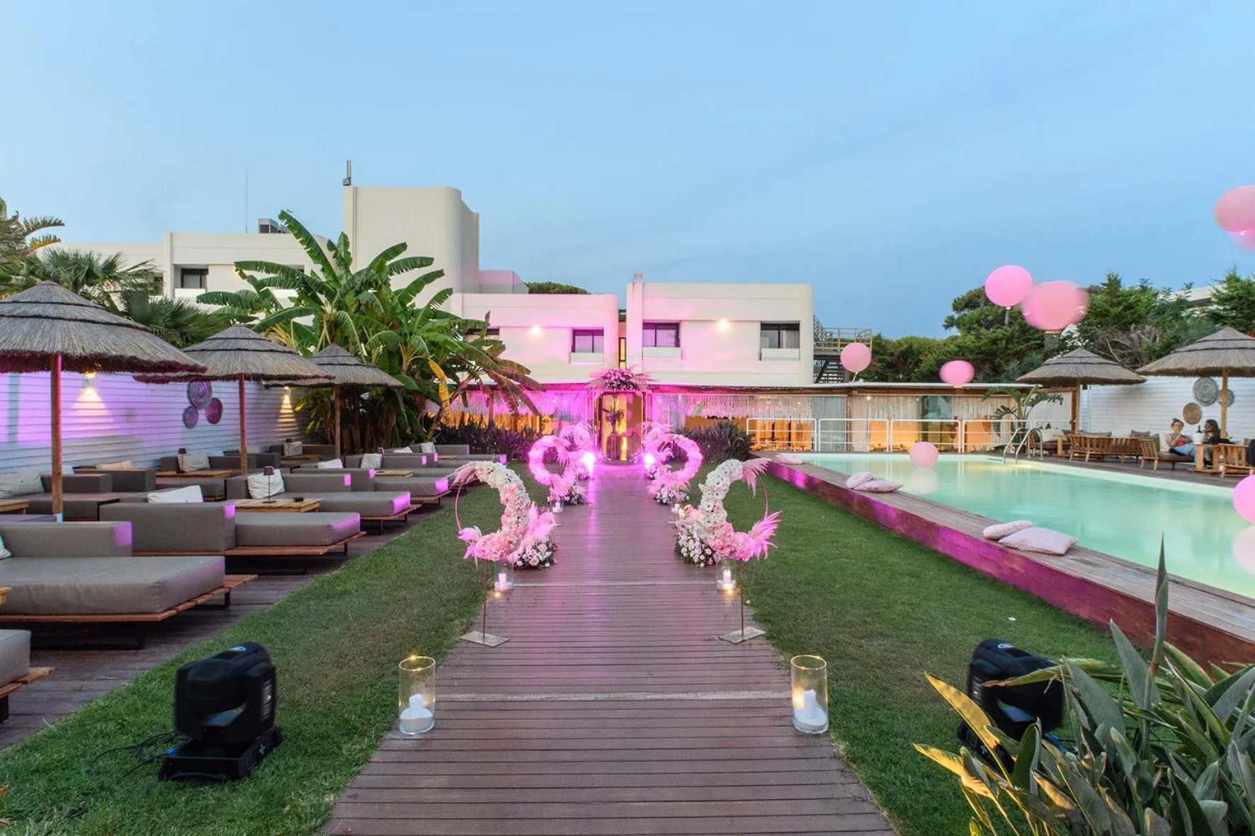 Property building in Cumeja Beach Club & Hotel