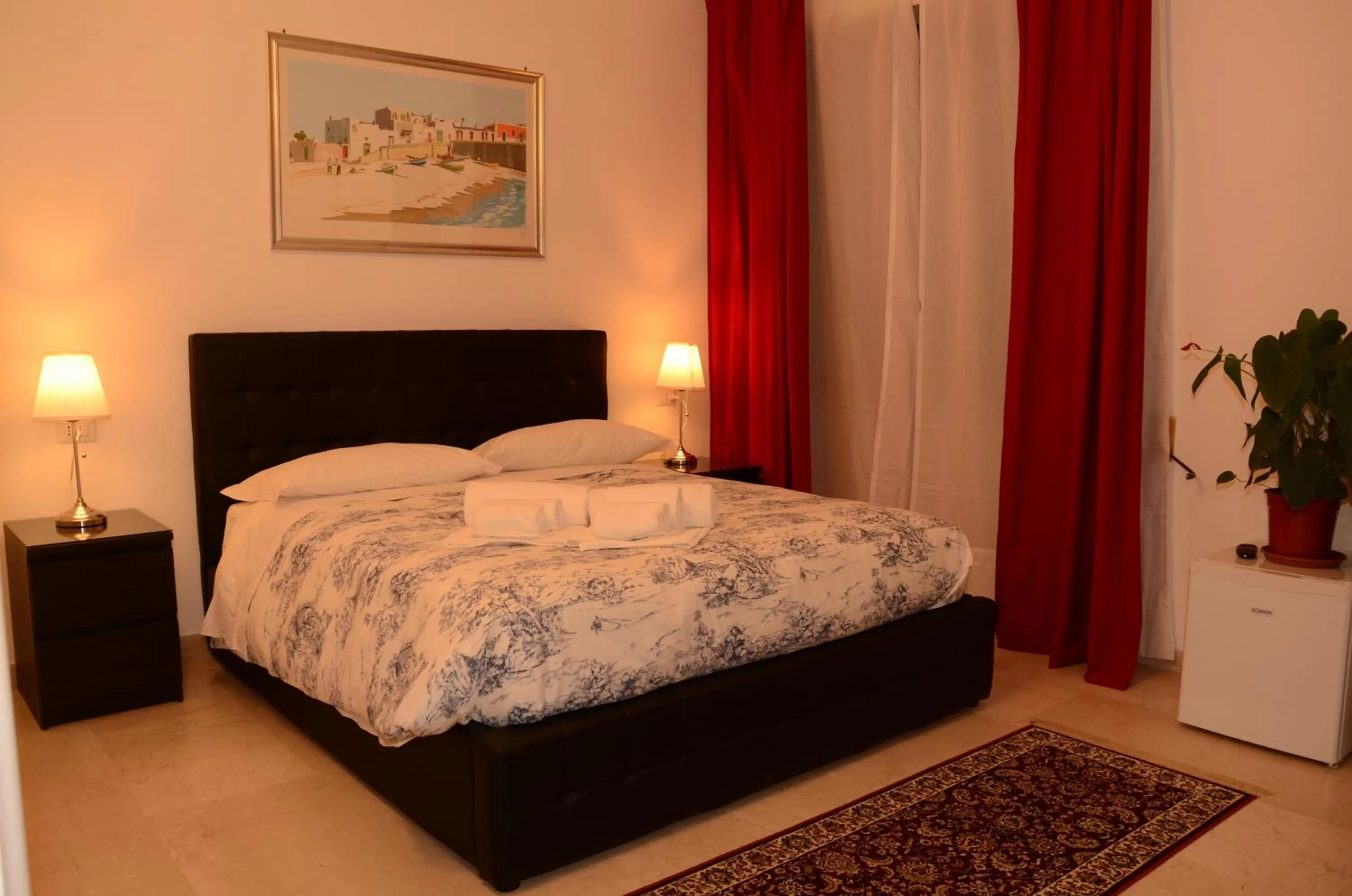 Shower, Bed in Vatican Dream