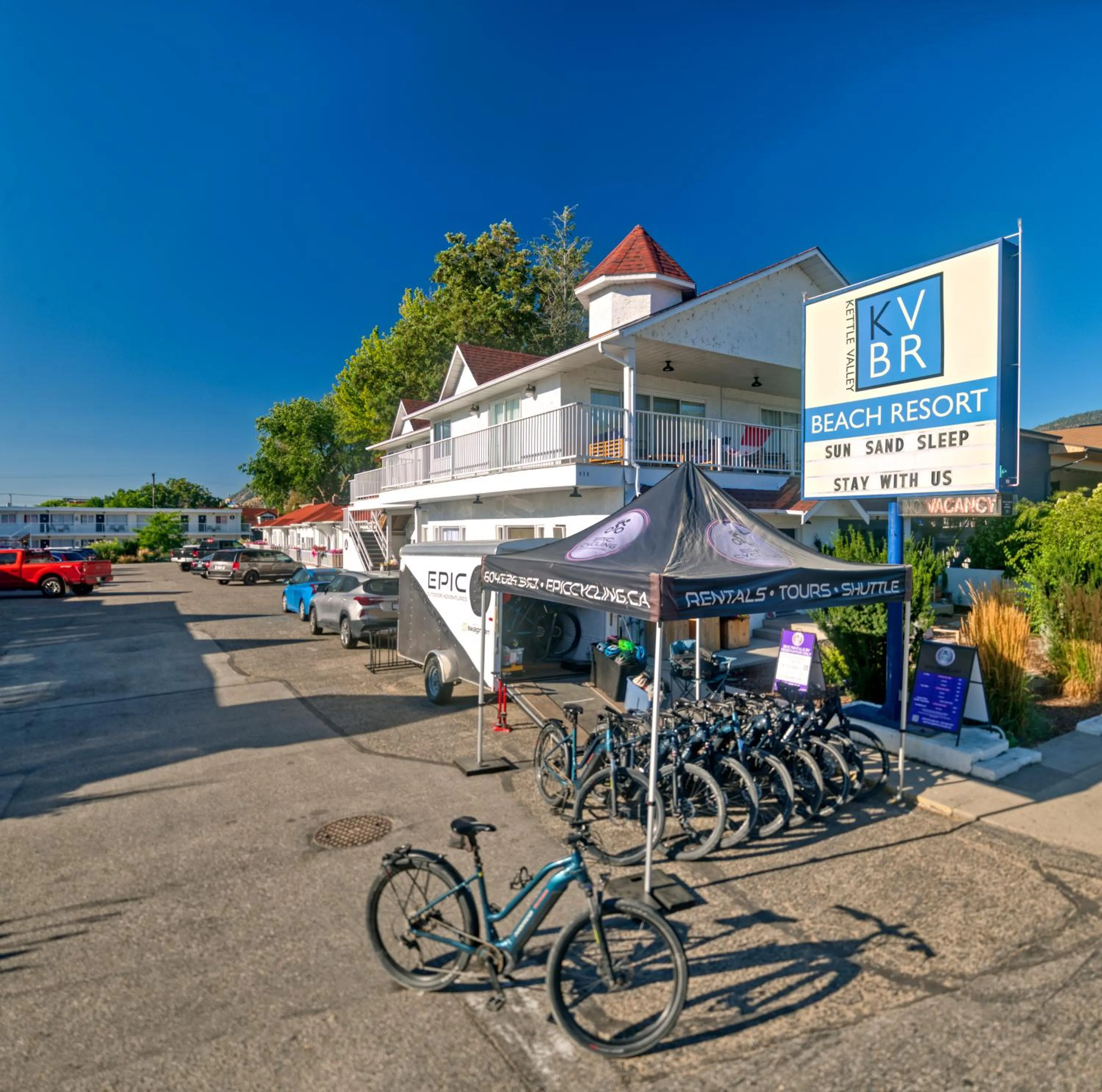 Property building in Kettle Valley Beach Resort