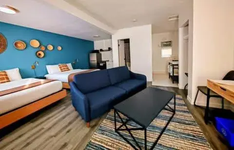 Family Suite - single occupancy in Kettle Valley Beach Resort Family Suite - single occupancy in Kettle Valley Beach Resort