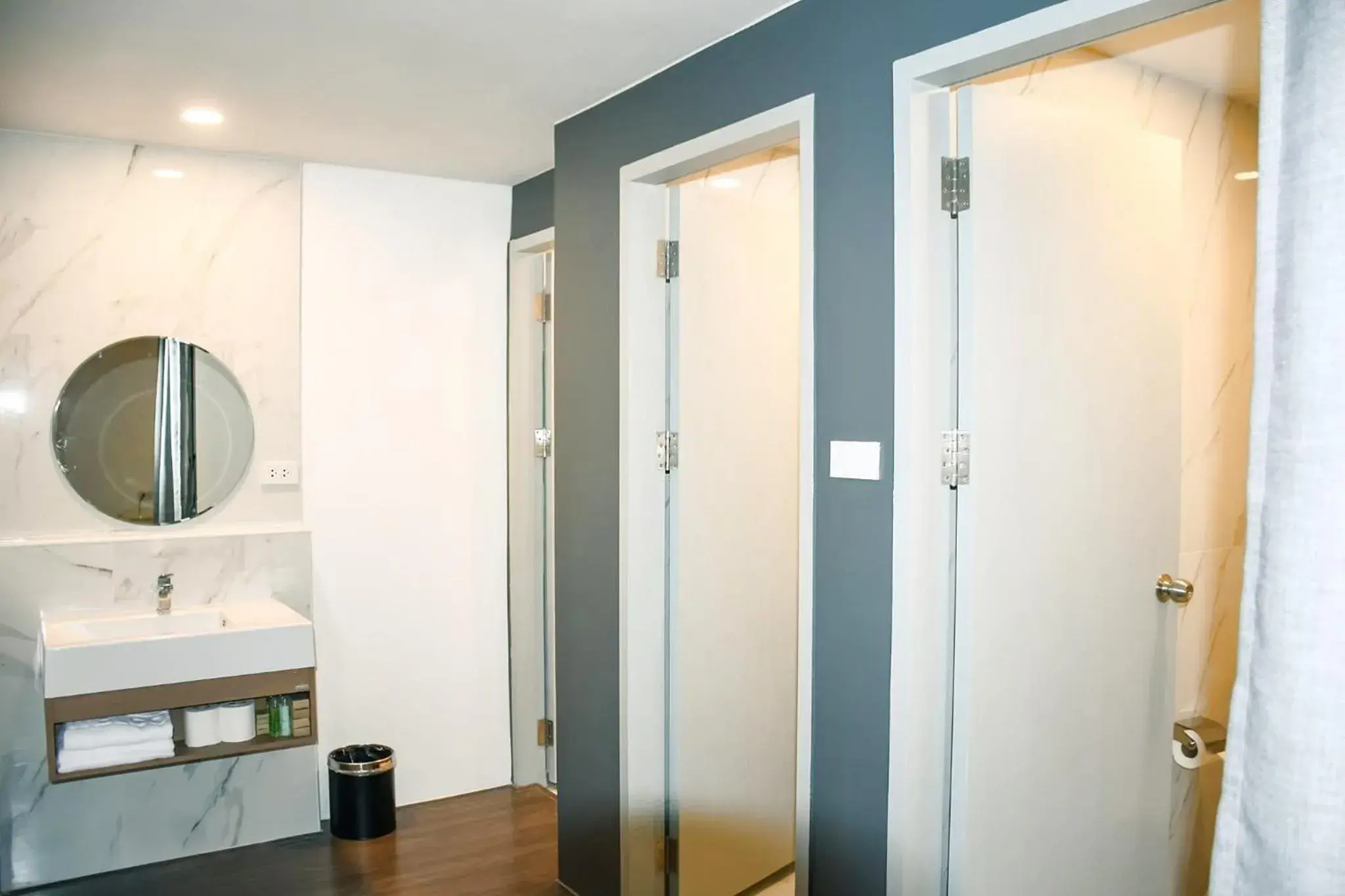 Shower in Grandview Residence Shower in Grandview Residence