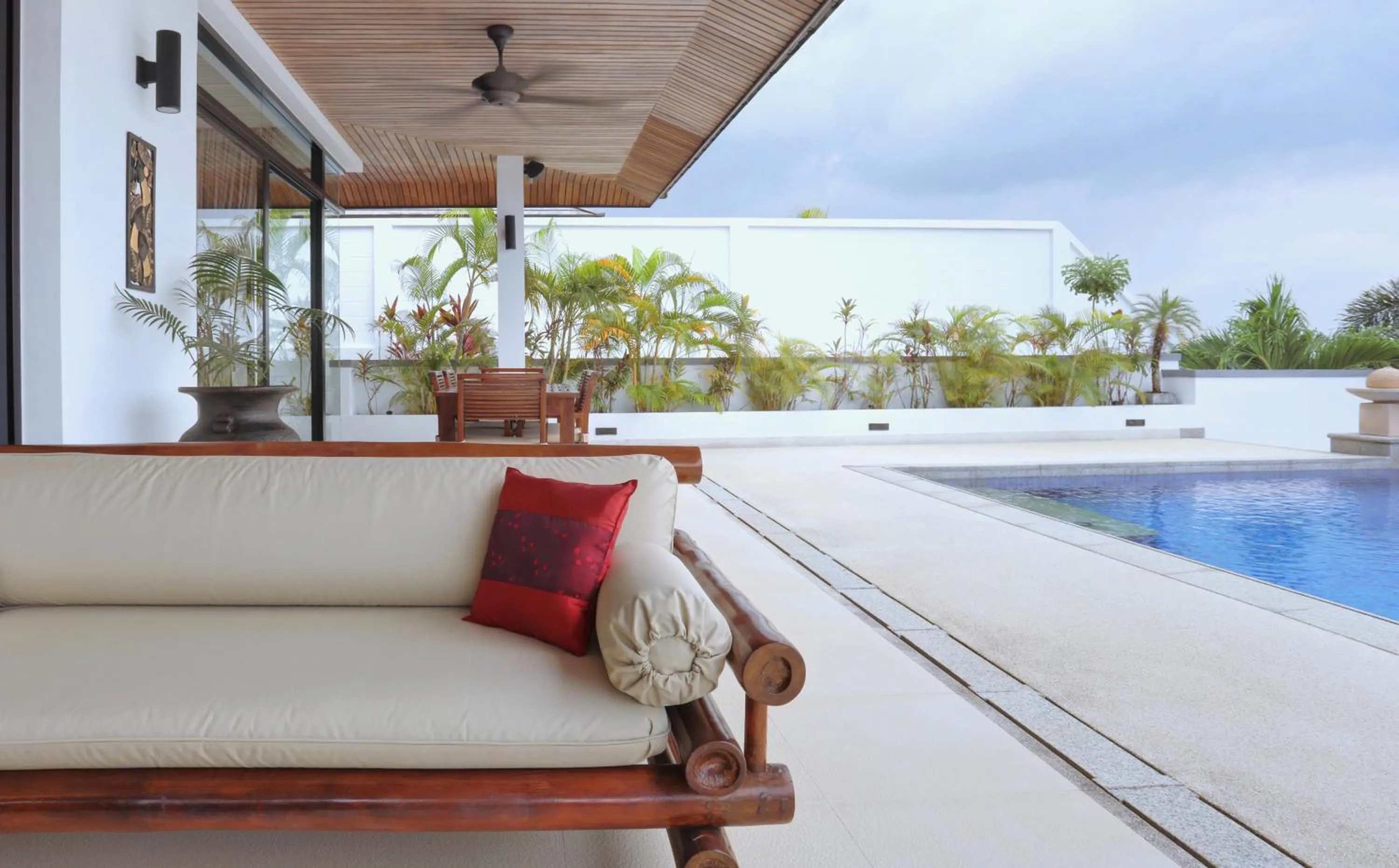 Kulraya Villas - Luxury Serviced Pool Villas (A)