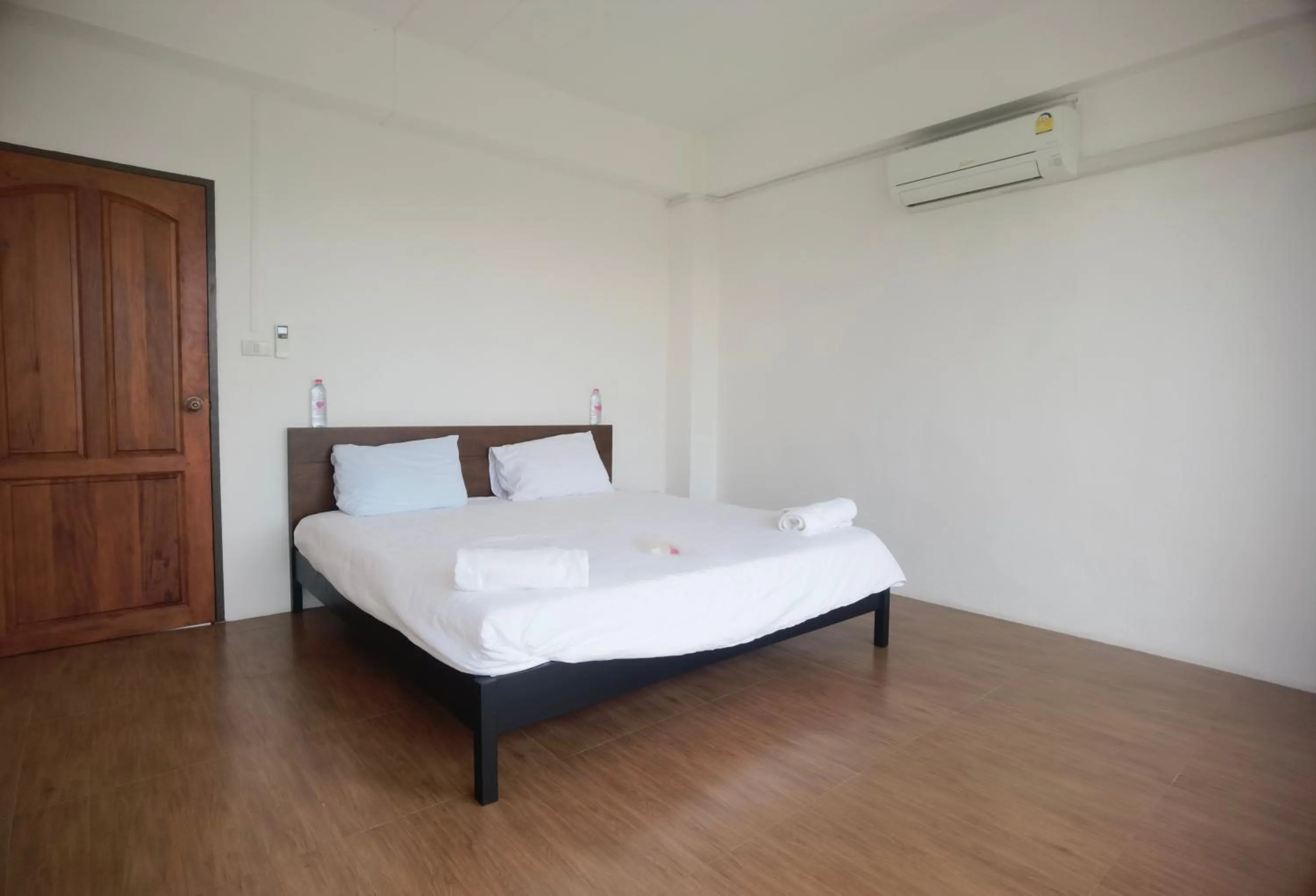 Bed in 115 Townhouse